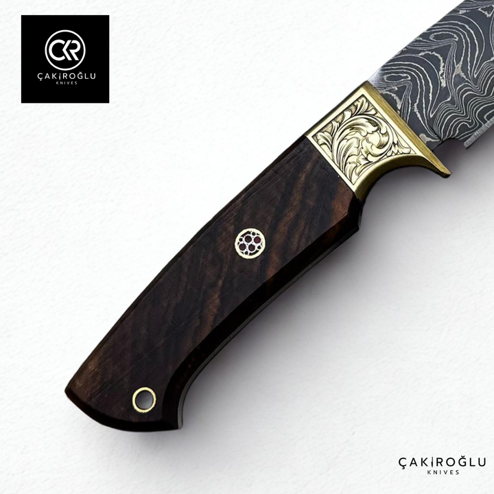 Handcrafted Custom-made Damascus Steel Hunting Knife with Engraved Brass Apron