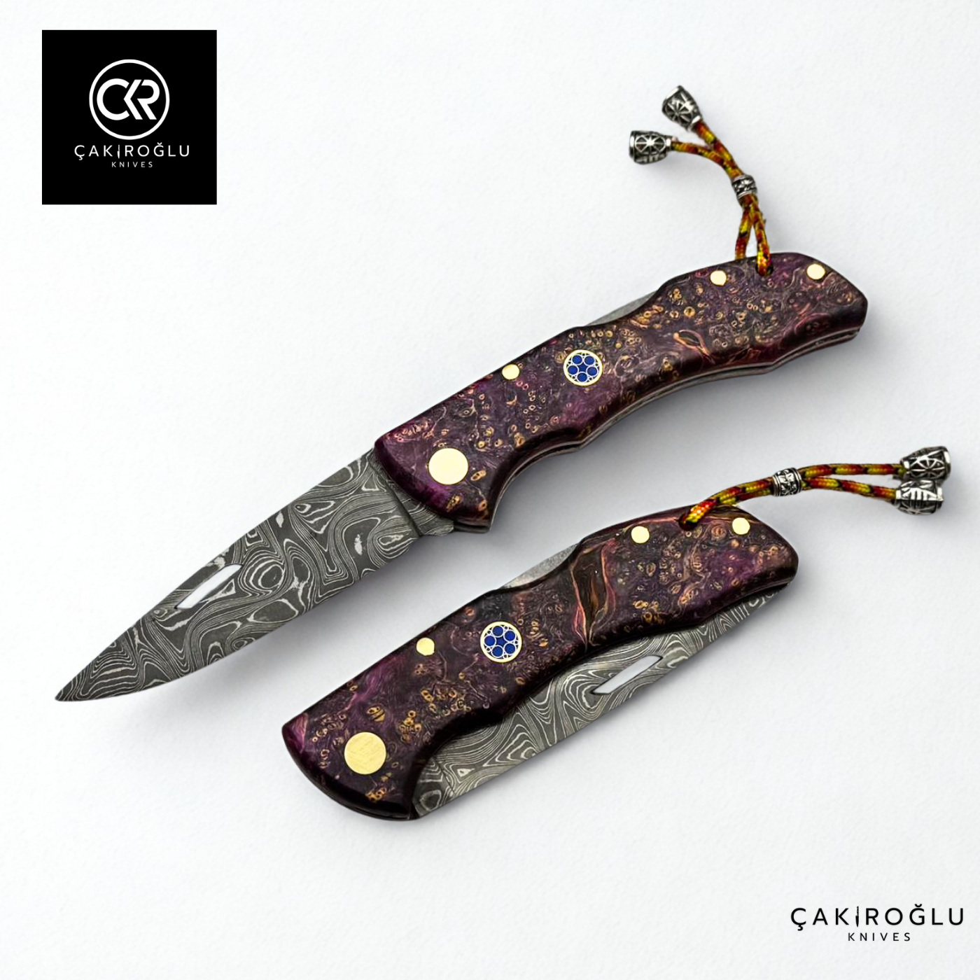 Showy Series Handcrafted Folding Knife - Damascus Steel & Stabilized Wood Handle