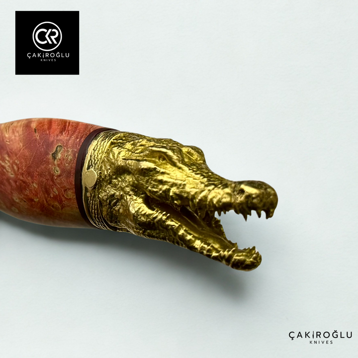 Crocodile Spirit - Gold Embroidered Collectible Hunting Knife