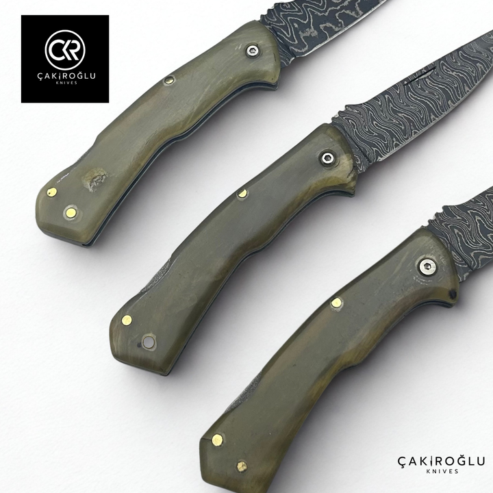 Handcrafted Custom Classic Style Folding Knife - Damascus Steel & Ram Horn Handle