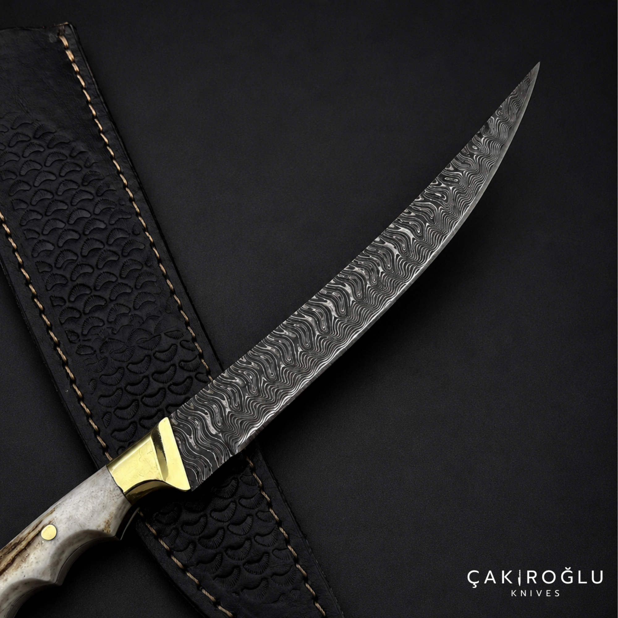 Çakıroğlu Handmade Custom-made Damascus Steel & Deer Antler Handle Knife