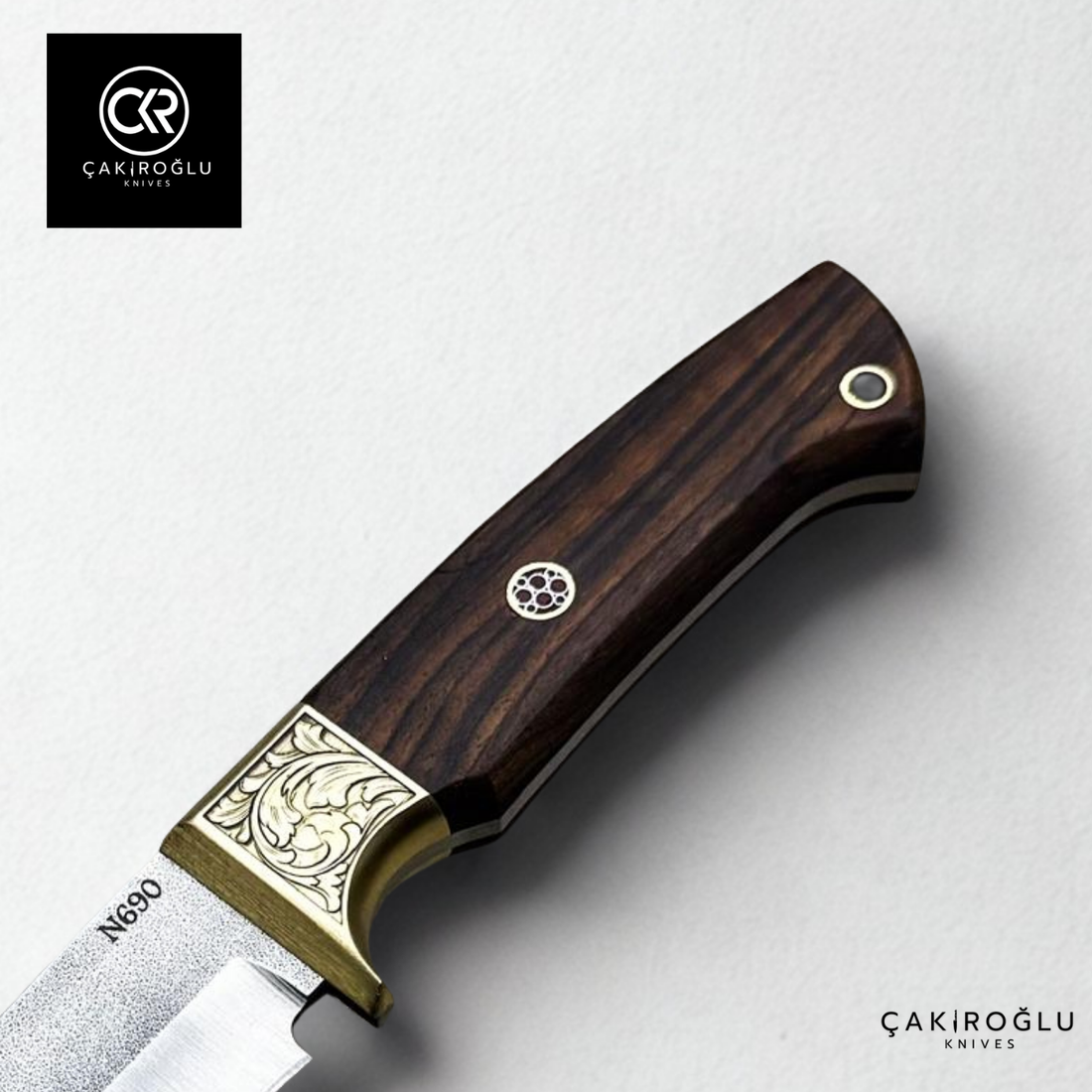 Handcrafted Custom-made Hunting Knife with Magnesium Bar