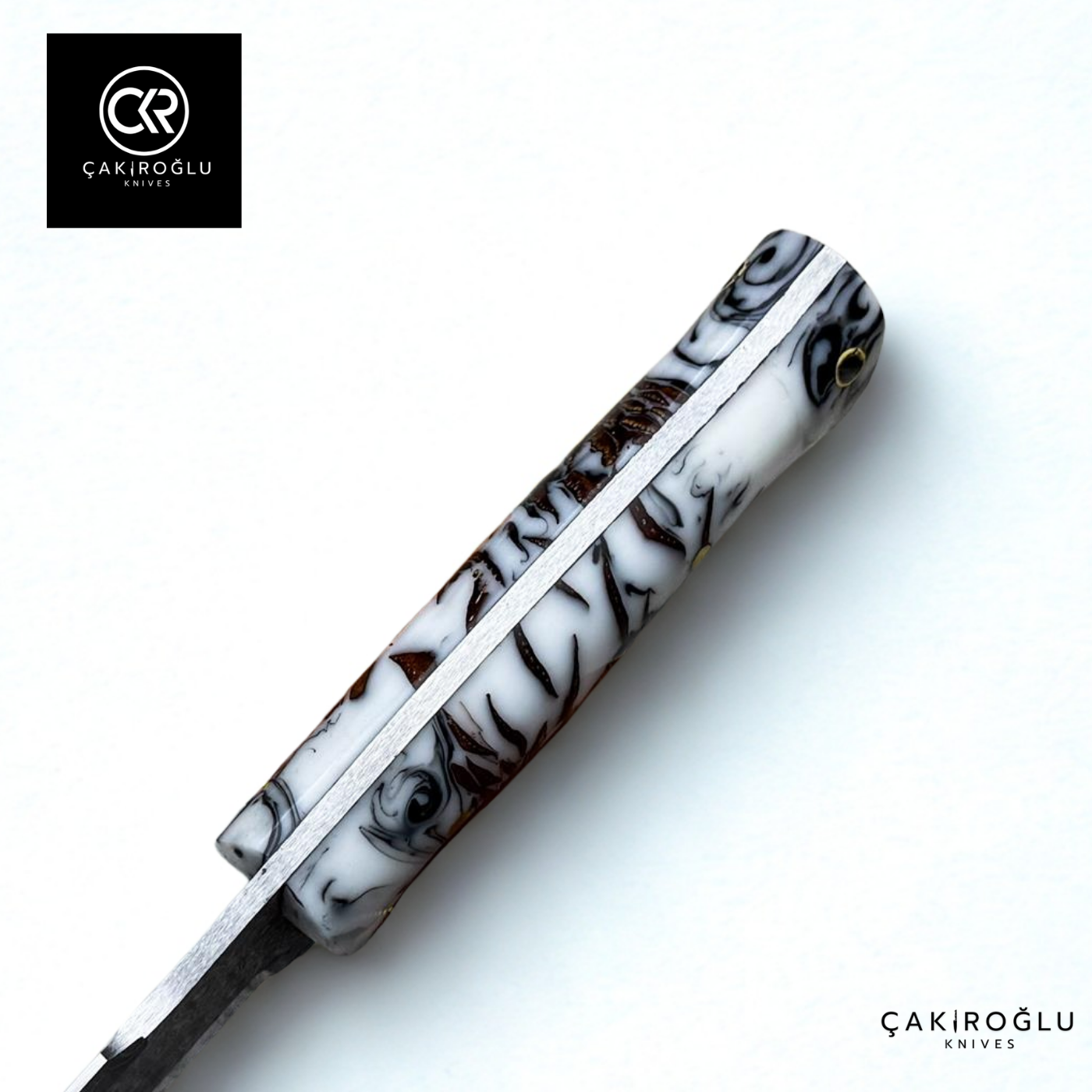 328 Mountaineer Pine Cone - Limited Edition Handcrafted Custom-made Damascus Knife