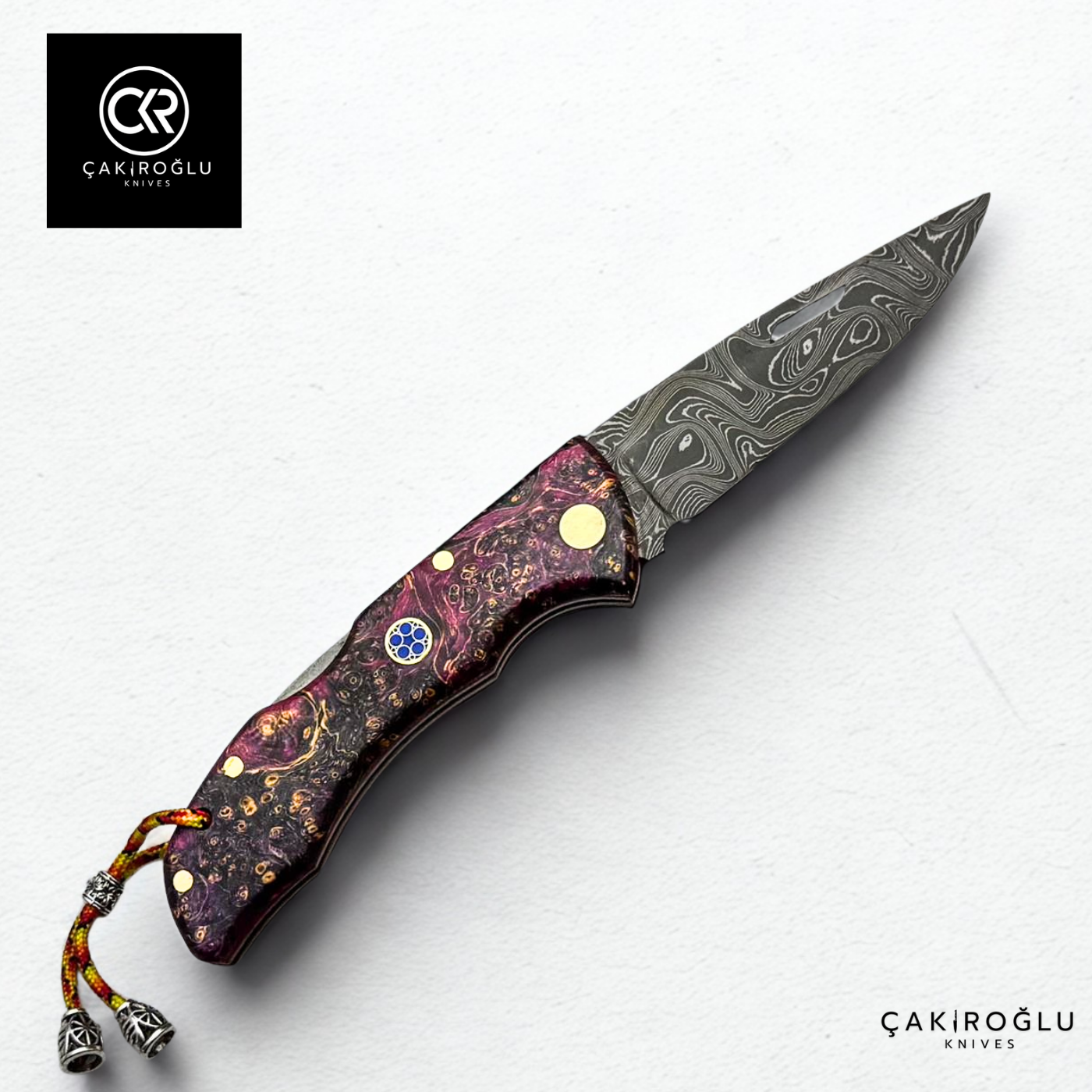 Showy Series Handcrafted Folding Knife - Damascus Steel & Stabilized Wood Handle
