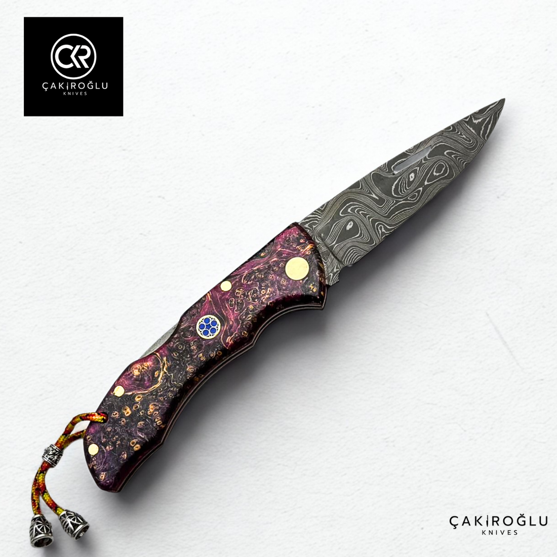 Showy Series Handcrafted Folding Knife - Damascus Steel & Stabilized Wood Handle