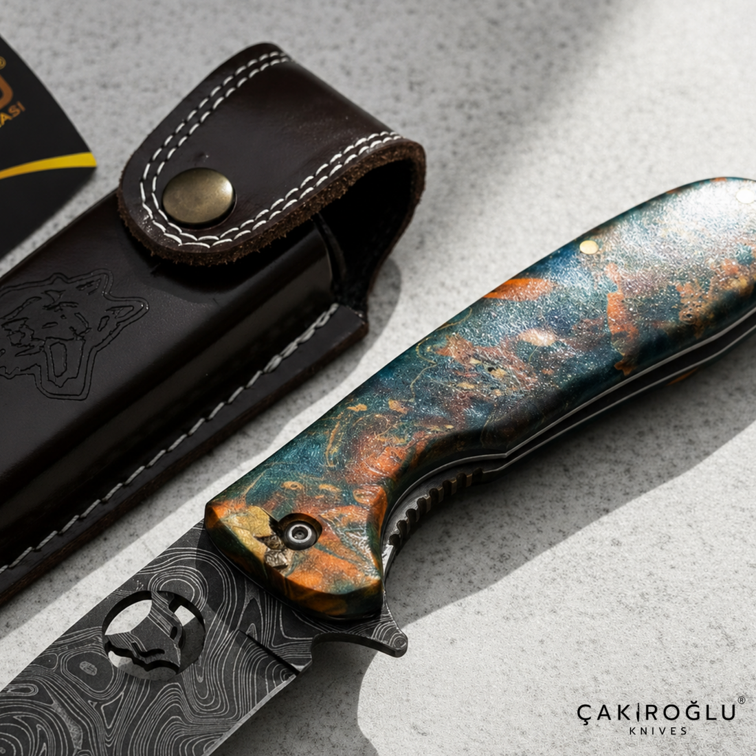 Handmade Damascus Folding Pocket Knife: Stabilize Handle