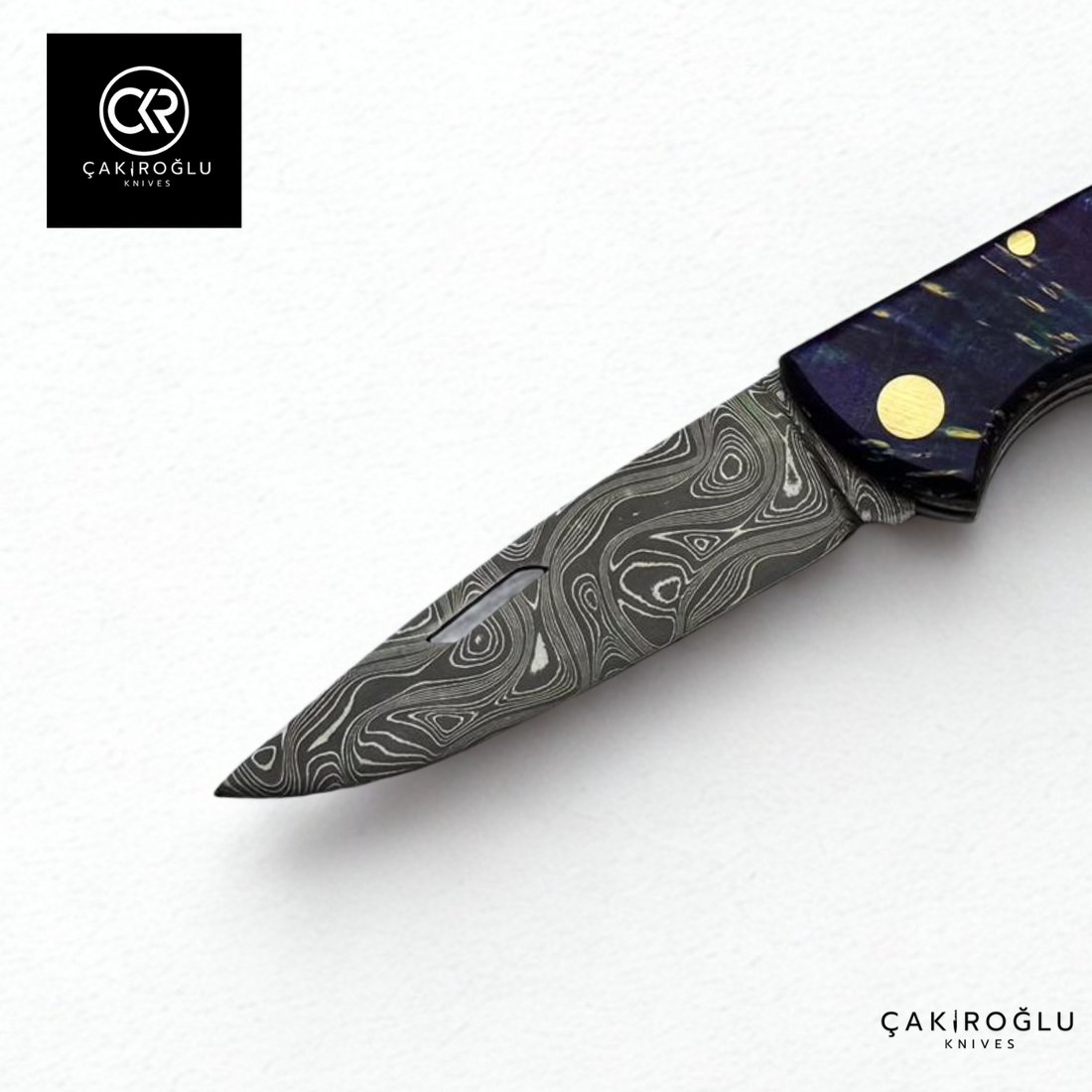 Showy Series Handcrafted Folding Knife - Damascus Steel & Stabilized Wood Handle
