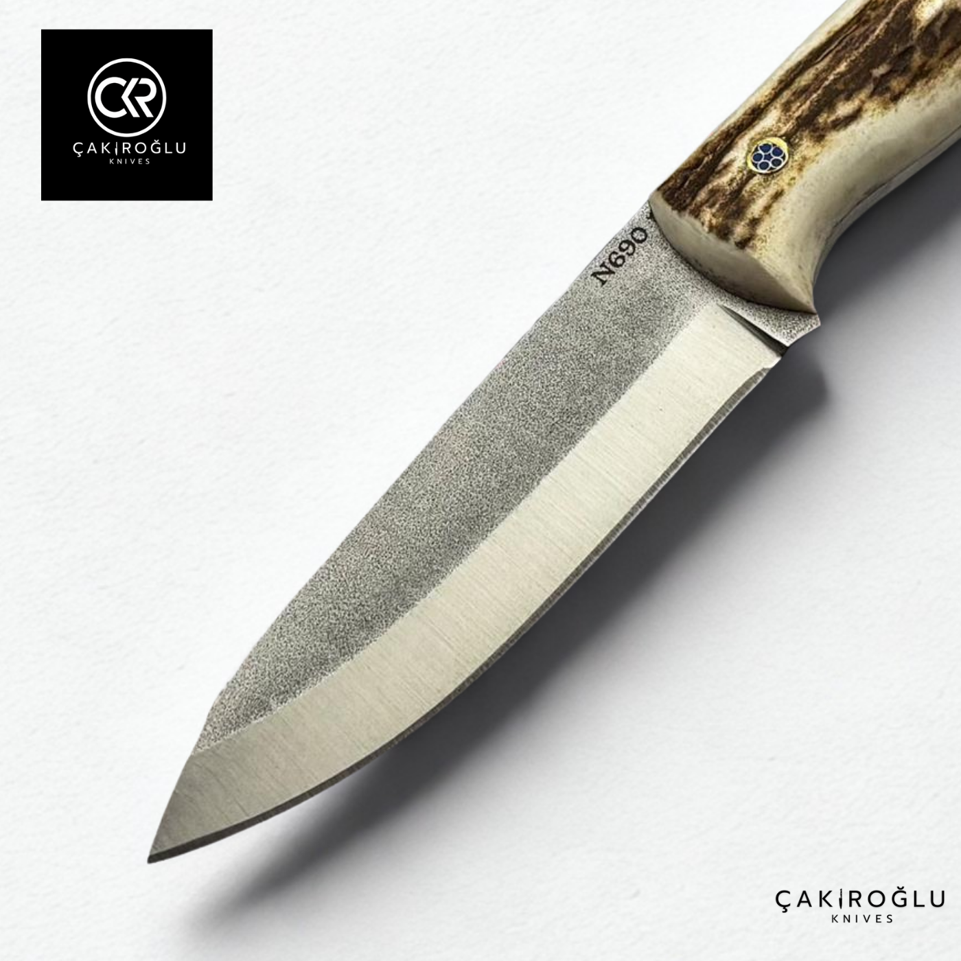 Handcrafted Custom-made Bushcraft Hunting Knife & Deer Antler Handle and Magnesium Bar