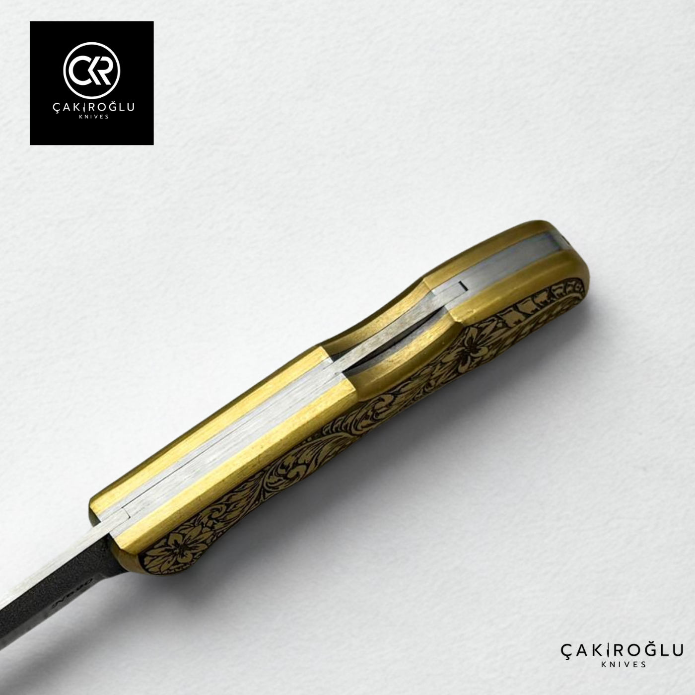 Showy Limited Edition Large Size Handcrafted Custom-made Folding Collectible Knife - N690 Böhler Steel & Engraved Brass Handle