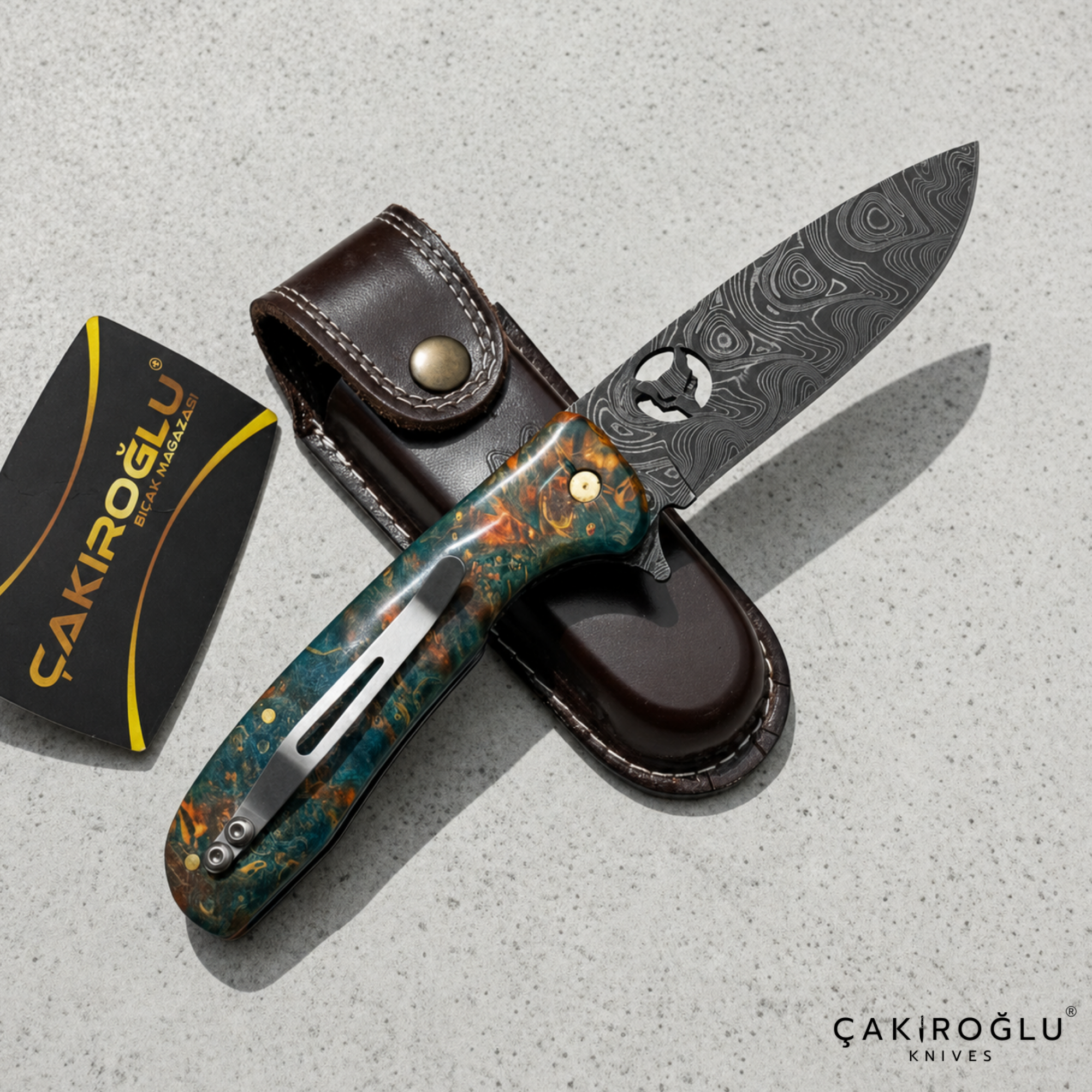 Handmade Damascus Folding Pocket Knife: Stabilize Handle