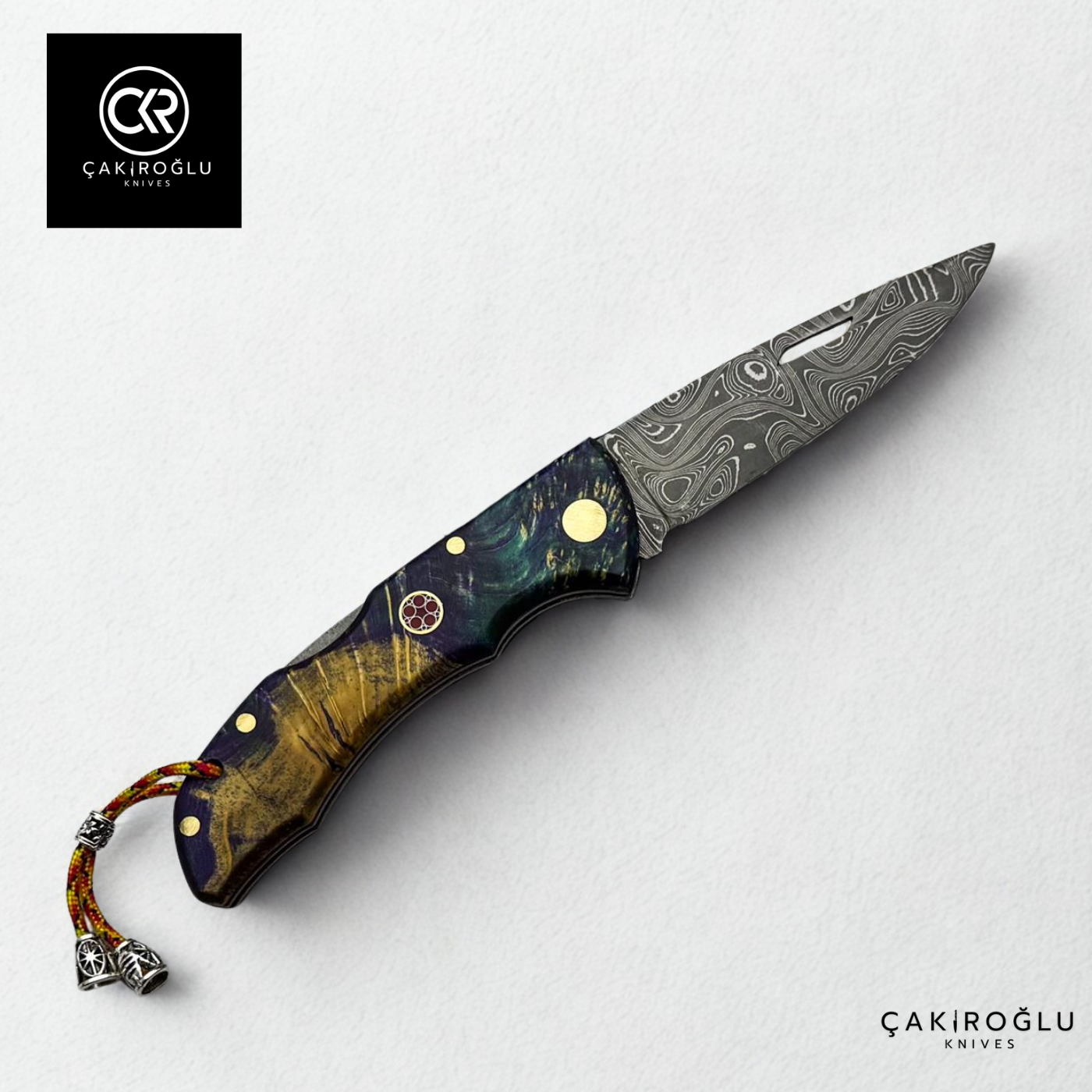 Showy Series Handcrafted Folding Knife - Damascus Steel & Stabilized Wood Handle