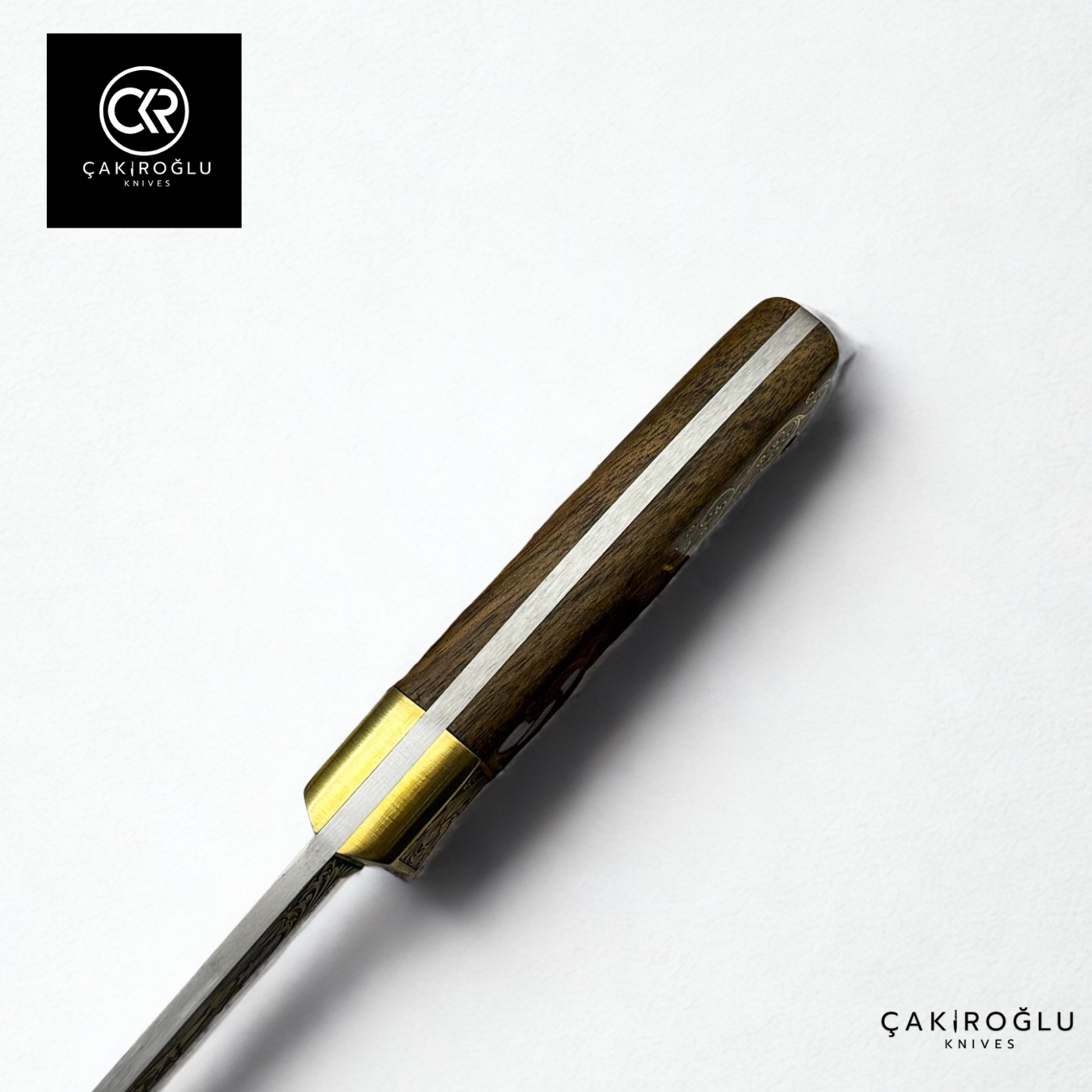 Regal Edge V2 – Limited Collector’s Edition N690 Knife with Gold Engraving & Mother of Pearl