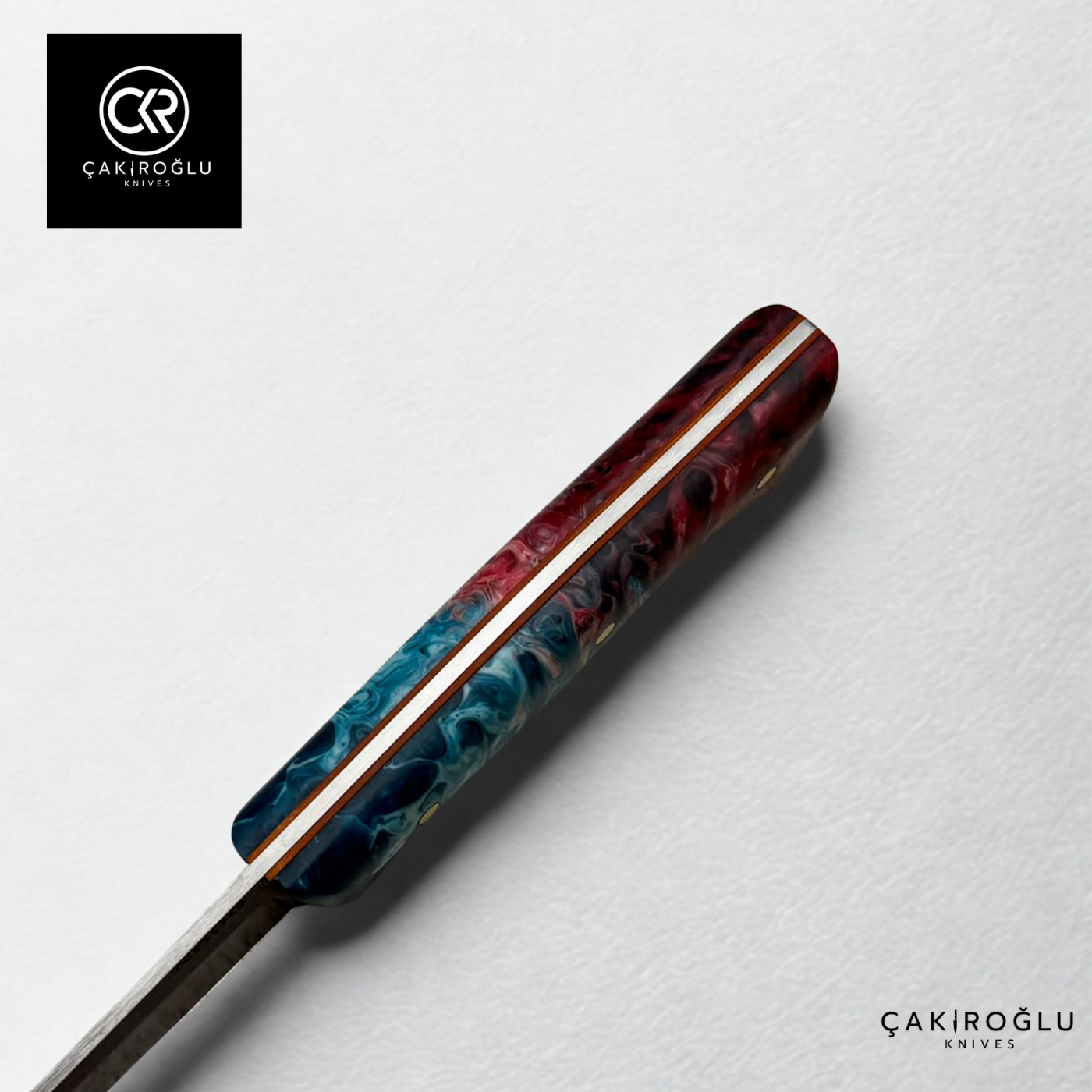 Premium Cutting Knife – N690 Böhler Steel & Epoxy Amber Handle