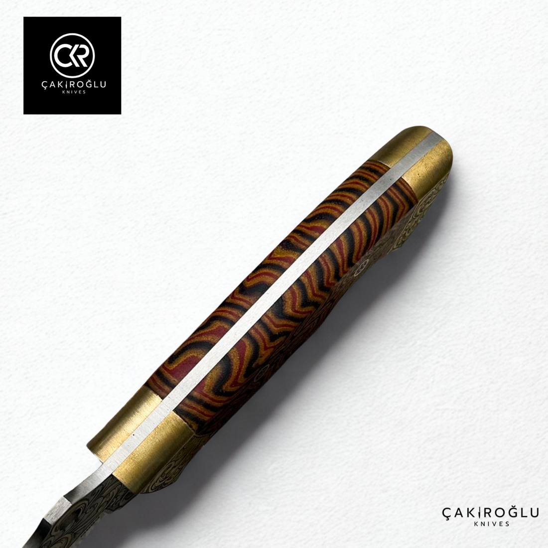 Royal Icons – Moon Star | Limited Collector's Edition N690 Knife with 24K Gold Engraving & G-carta Handle