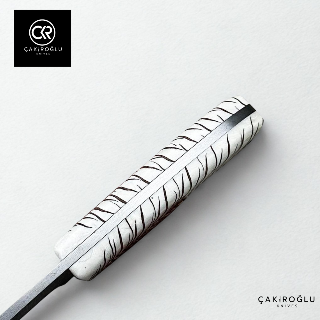 Handcrafted Custom-made Damascus Steel & Pine Cone Epoxy Handle Hunting Knife