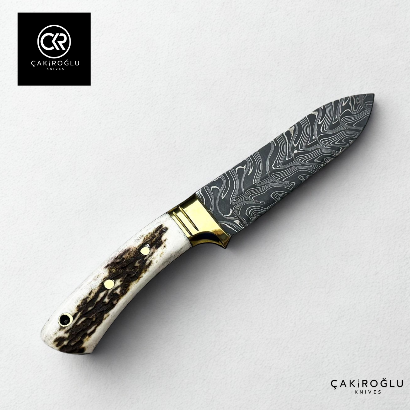 Handcrafted Custom-made Damascus Steel Bushcraft Hunting Knife - Deer Antler Handle & Brass Apron