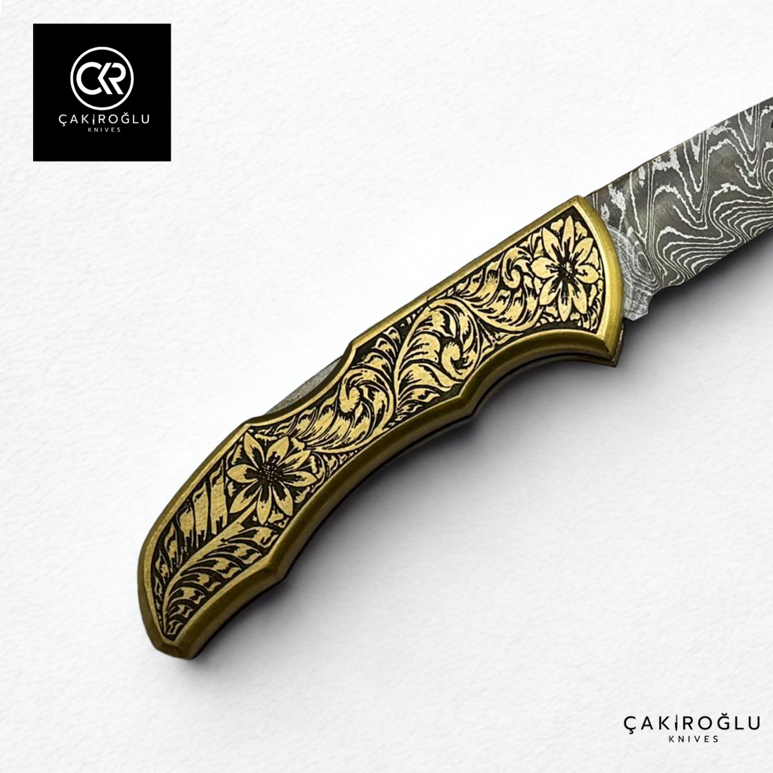 Showy Limited Edition Small Size Handcrafted Custom-made Folding Collectible Knife - Damascus Steel & Engraved Brass Handle