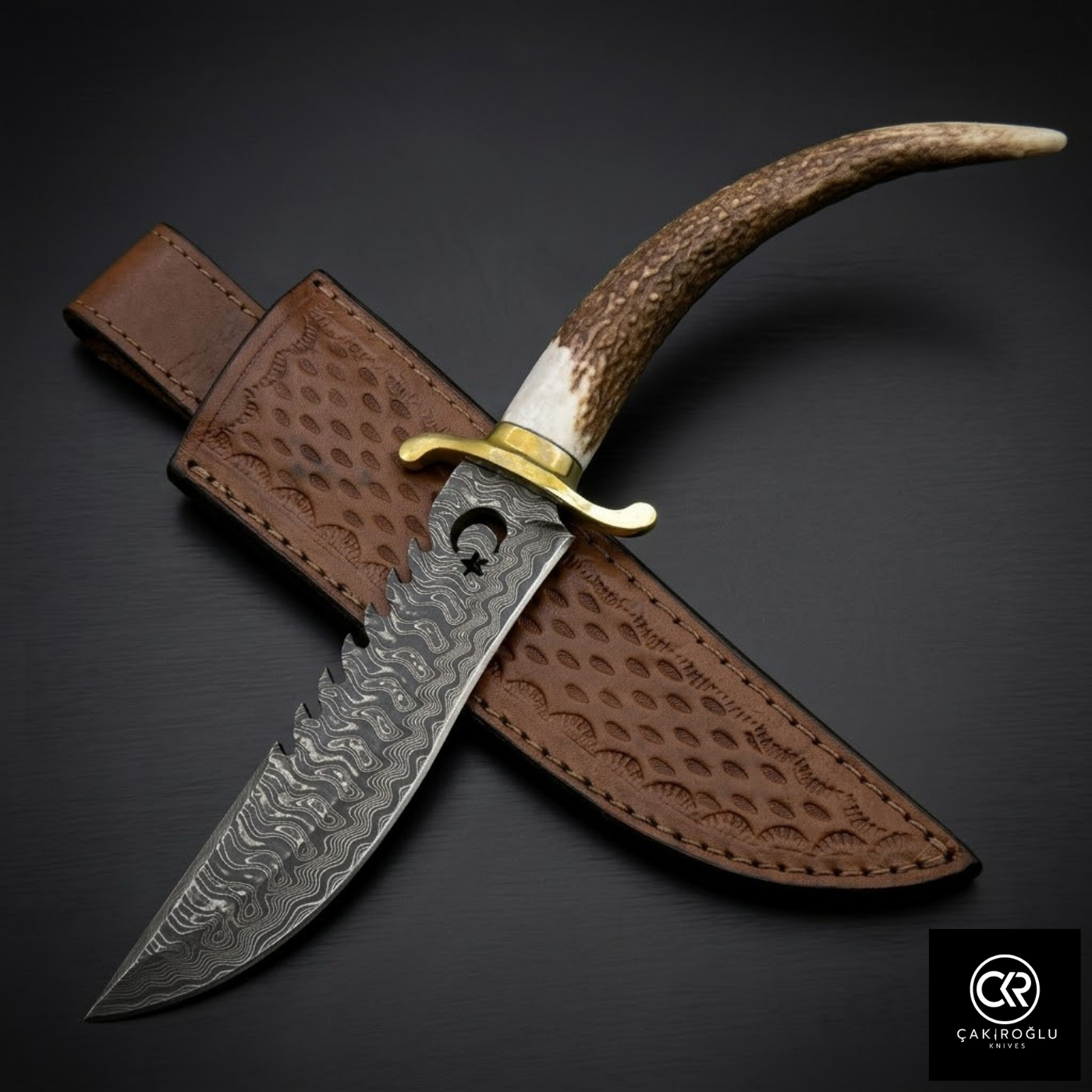 Hunter 921 Plus Collector's Edition - Handcrafted Custom-made Damascus Steel Hunting Knife