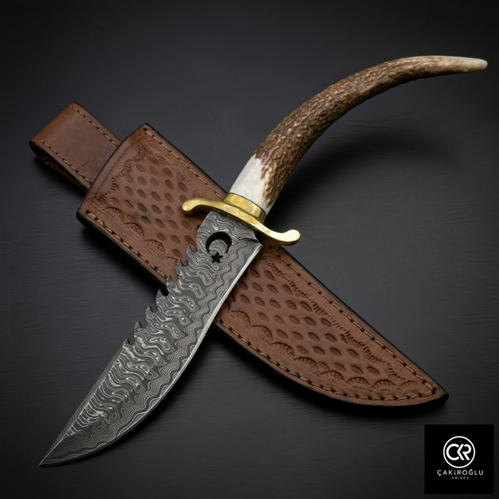 Hunter 921 Plus Collector's Edition - Handcrafted Custom-made Damascus Steel Hunting Knife