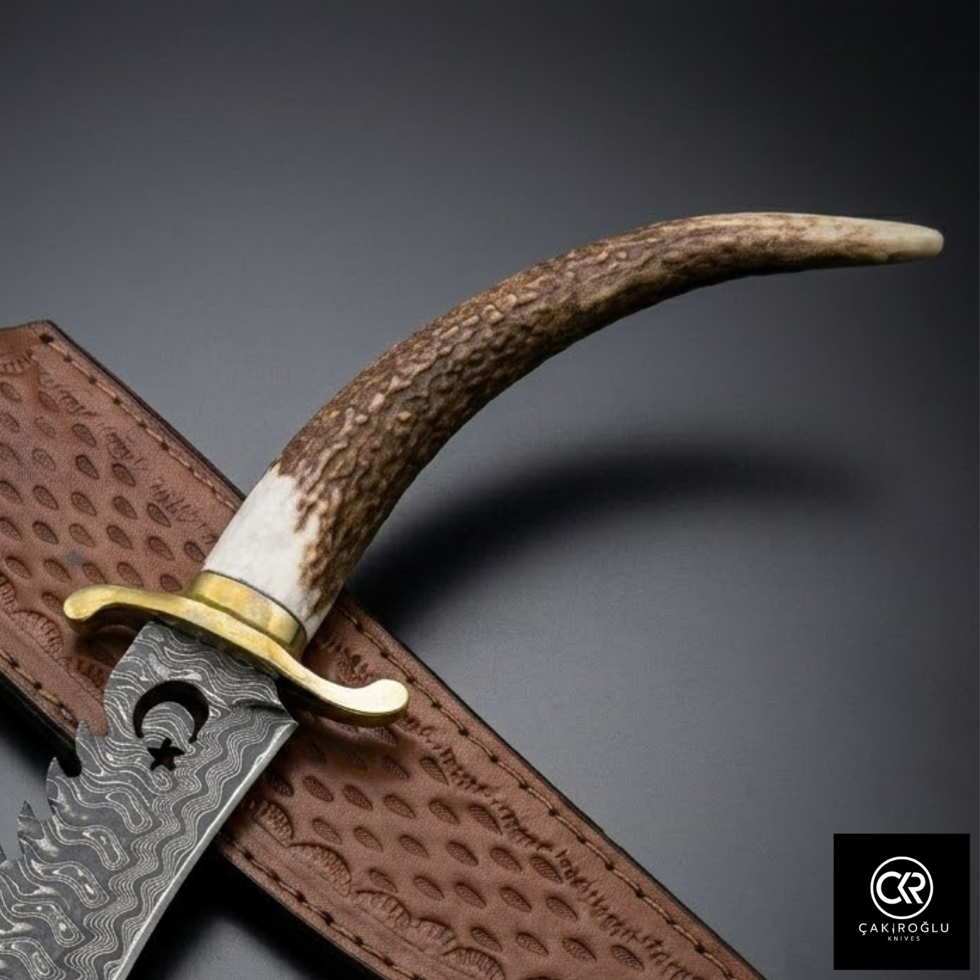 Hunter 921 Plus Collector's Edition - Handcrafted Custom-made Damascus Steel Hunting Knife