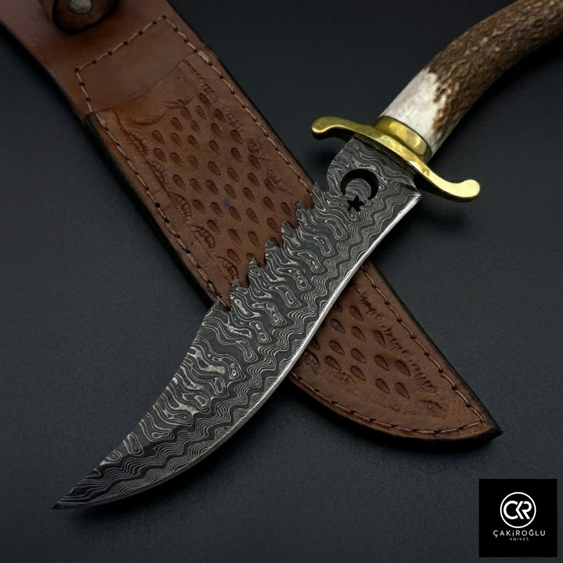 Hunter 921 Plus Collector's Edition - Handcrafted Custom-made Damascus Steel Hunting Knife