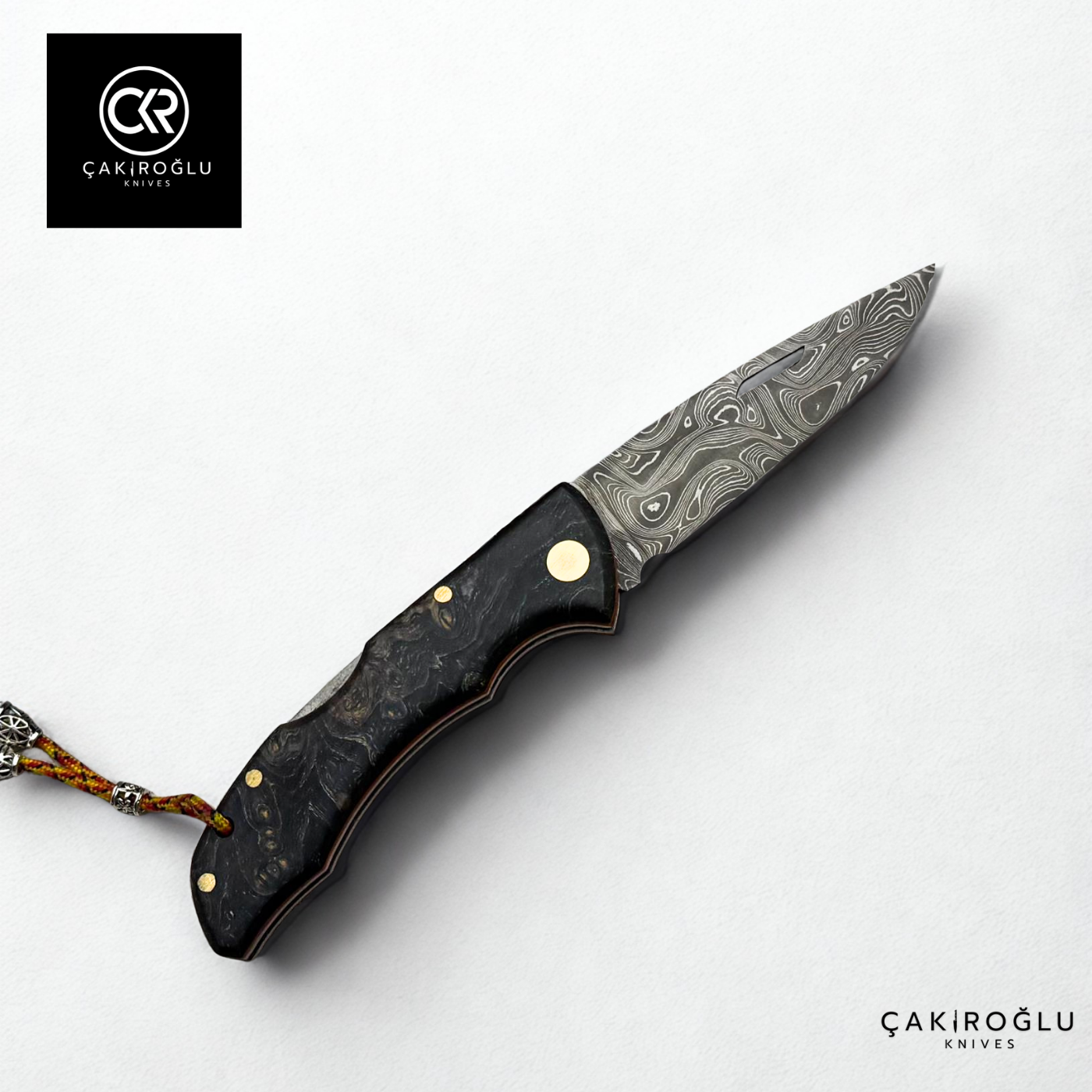 Showy Series Handcrafted Folding Knife - Damascus Steel & Stabilized Wood Handle