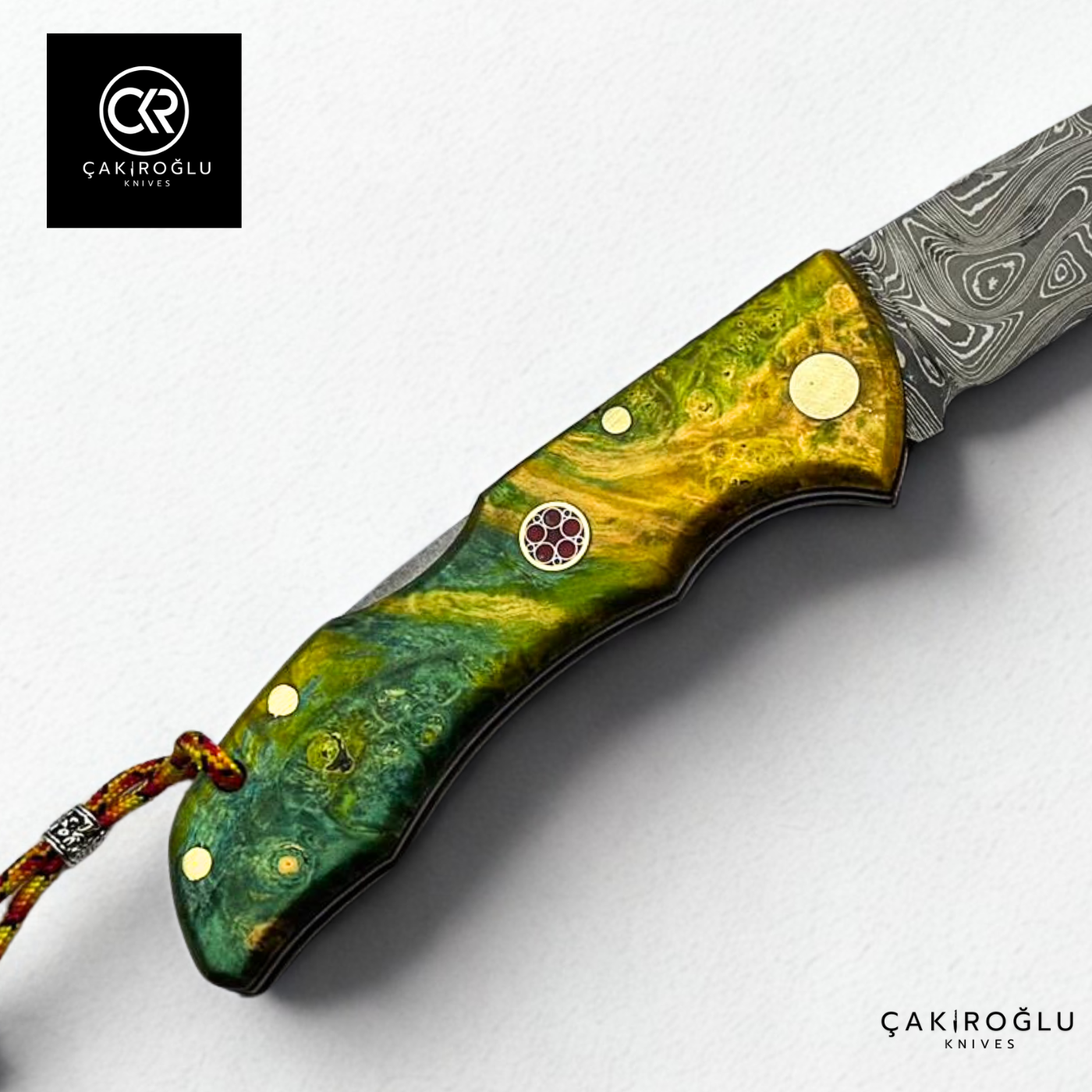 Showy Series Handcrafted Folding Knife - Damascus Steel & Stabilized Wood Handle