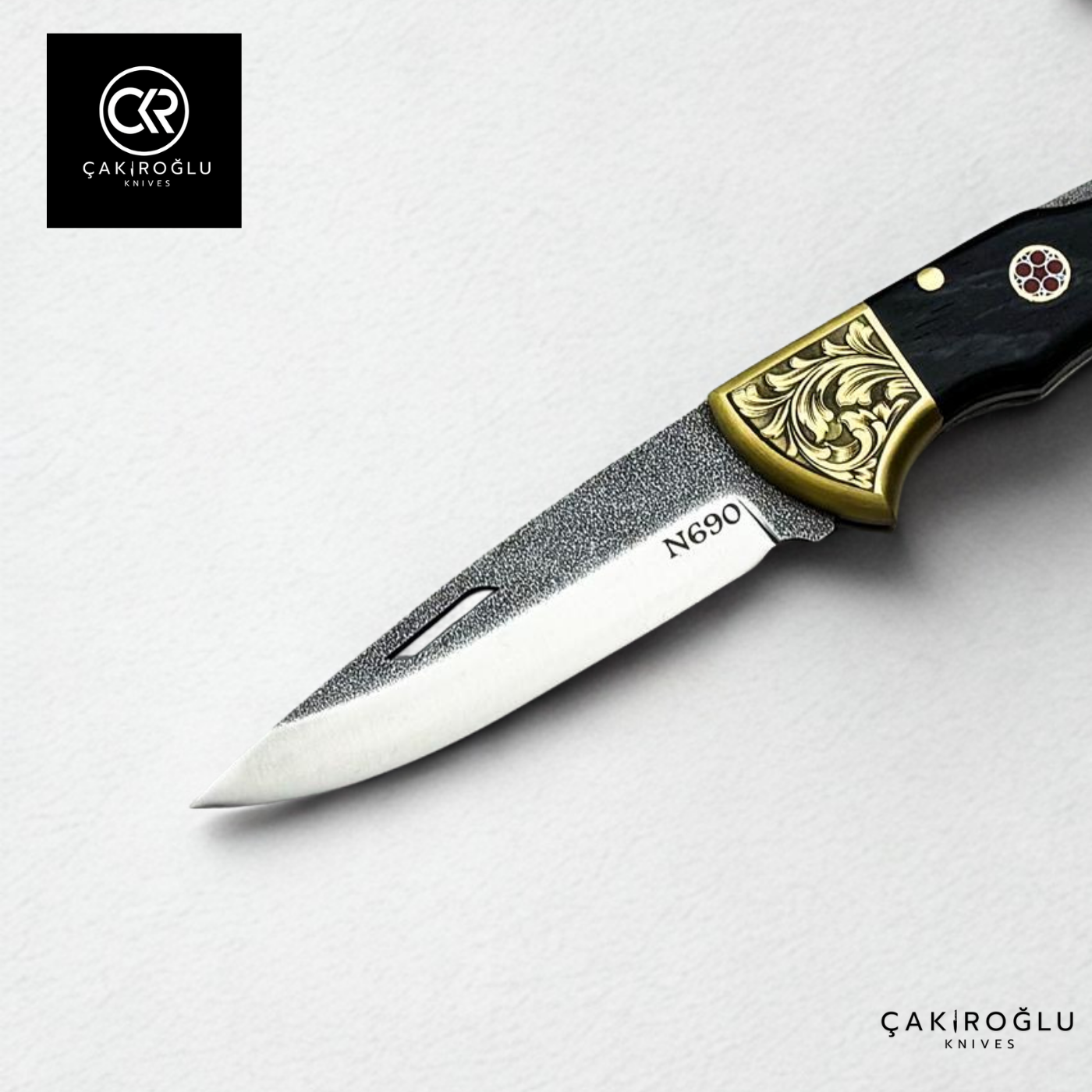 Showy Elite Medium Size Handcrafted Custom Folding Knife - N690 Böhler Steel & Engraved Brass Apron