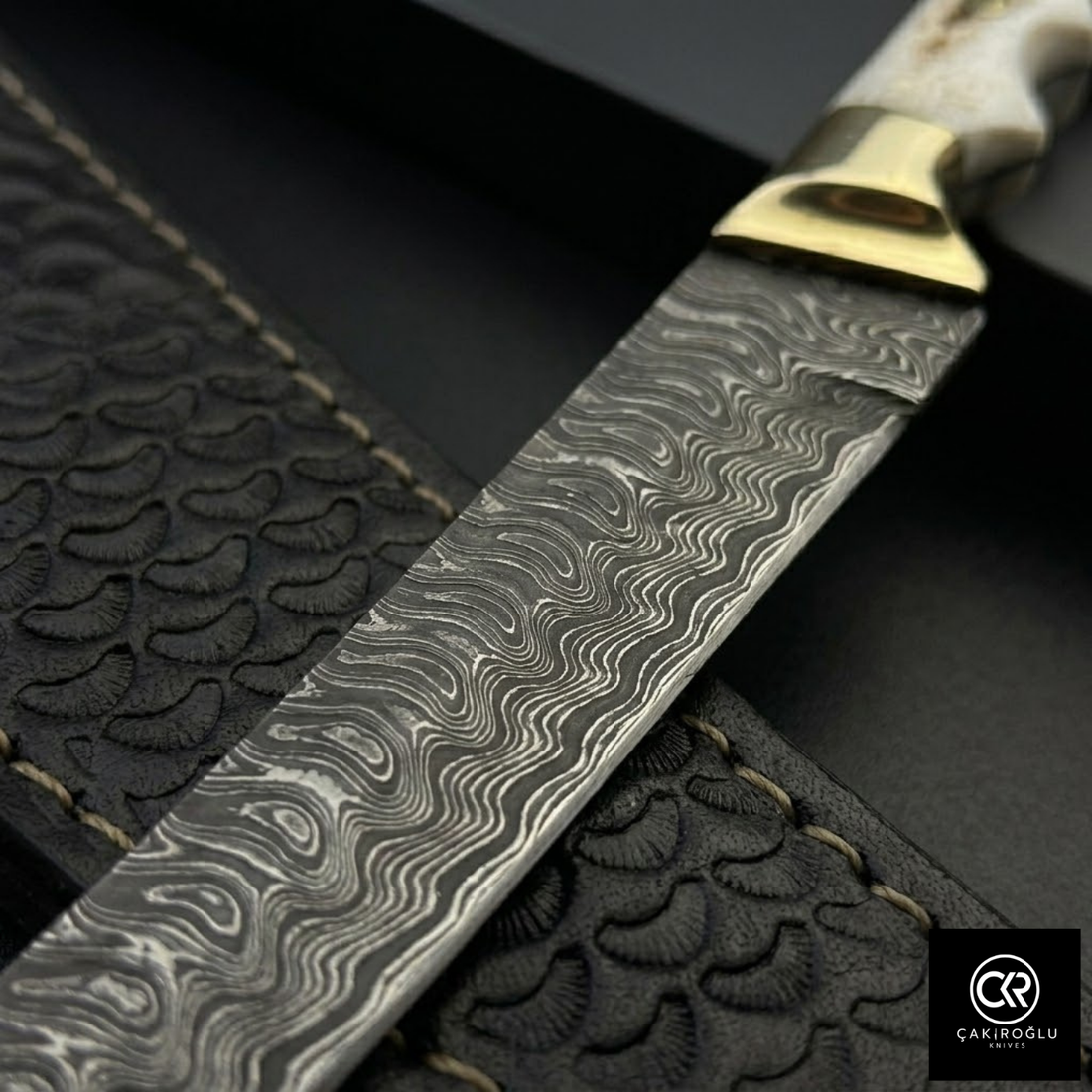 Çakıroğlu Handmade Custom-made Damascus Steel & Deer Antler Handle Knife