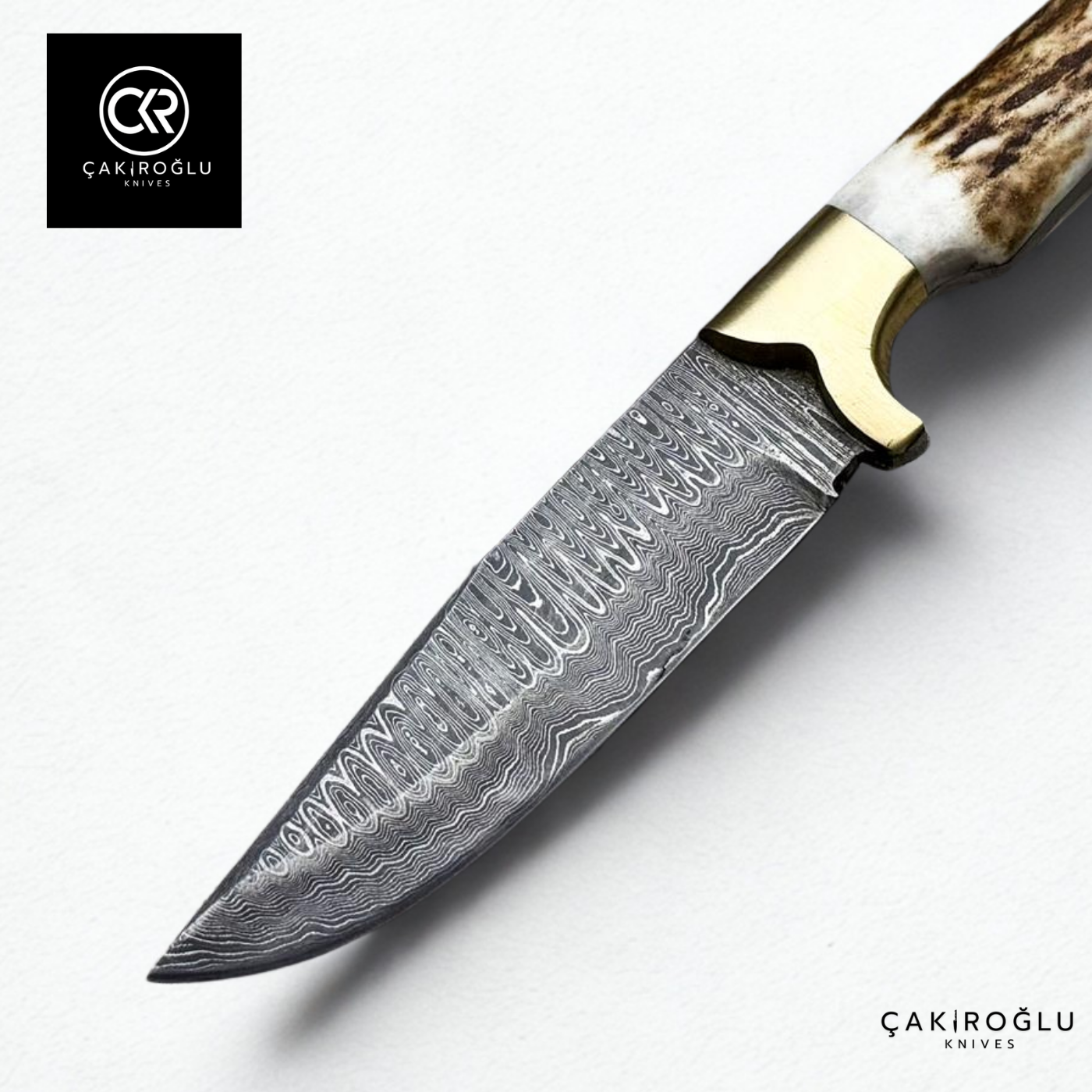 Handcrafted Custom-made Damascus Steel Bushcraft Hunting Knife - Deer Antler Handle & Brass Apron