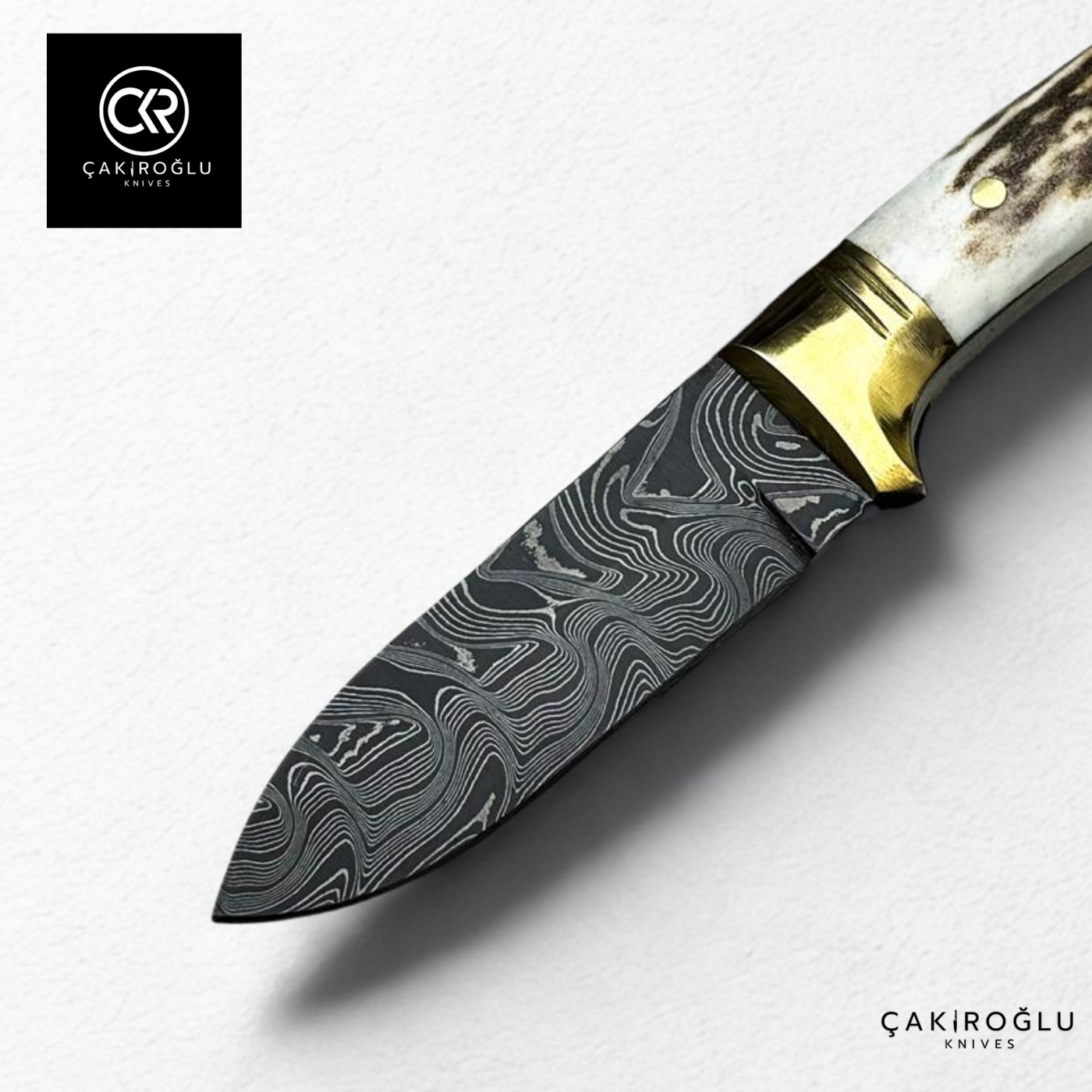 Handcrafted Custom-made Small-Size Damascus Steel Bushcraft Hunting Knife - Deer Antler Handle & Brass Apron