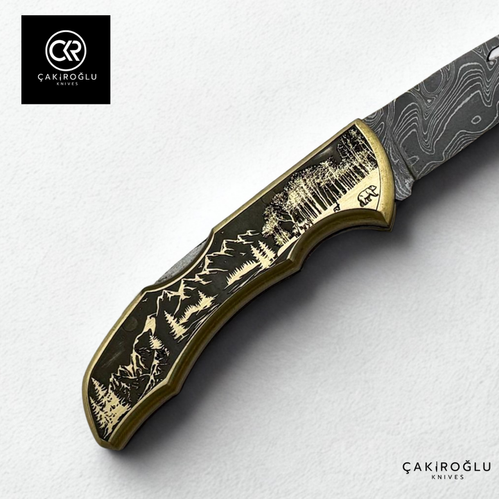 Showy Limited Edition Small Size Handcrafted Custom-made Folding Collectible Knife - Damascus Steel & Engraved Brass Handle