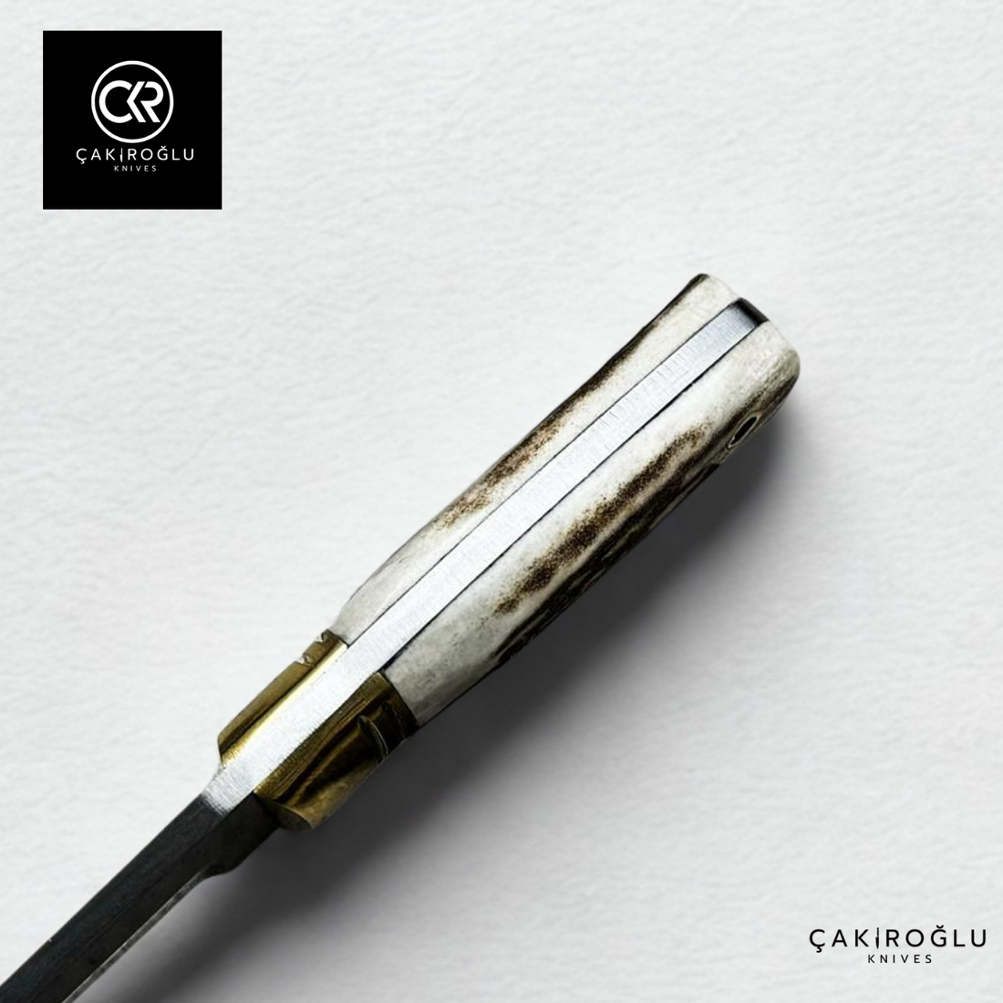 Handcrafted Custom-made Small-Size Damascus Steel Bushcraft Hunting Knife - Deer Antler Handle & Brass Apron