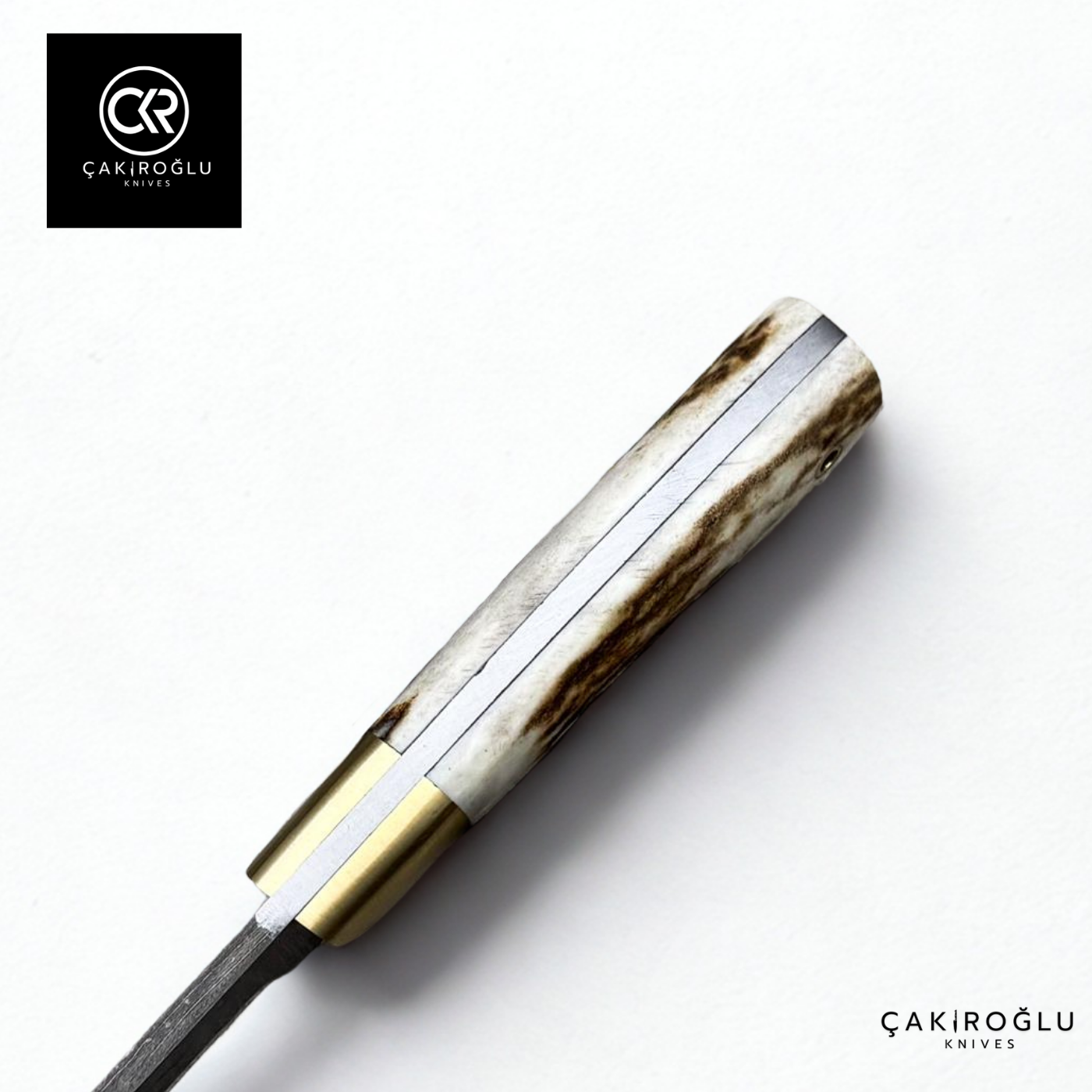 Handcrafted Custom-made Damascus Steel Bushcraft Hunting Knife - Deer Antler Handle & Brass Apron