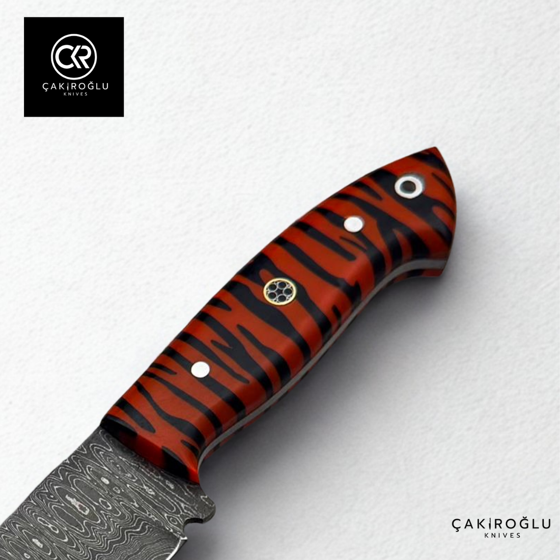 Handcrafted Custom-made Damascus Steel & Epoxy Handle Hunting Knife