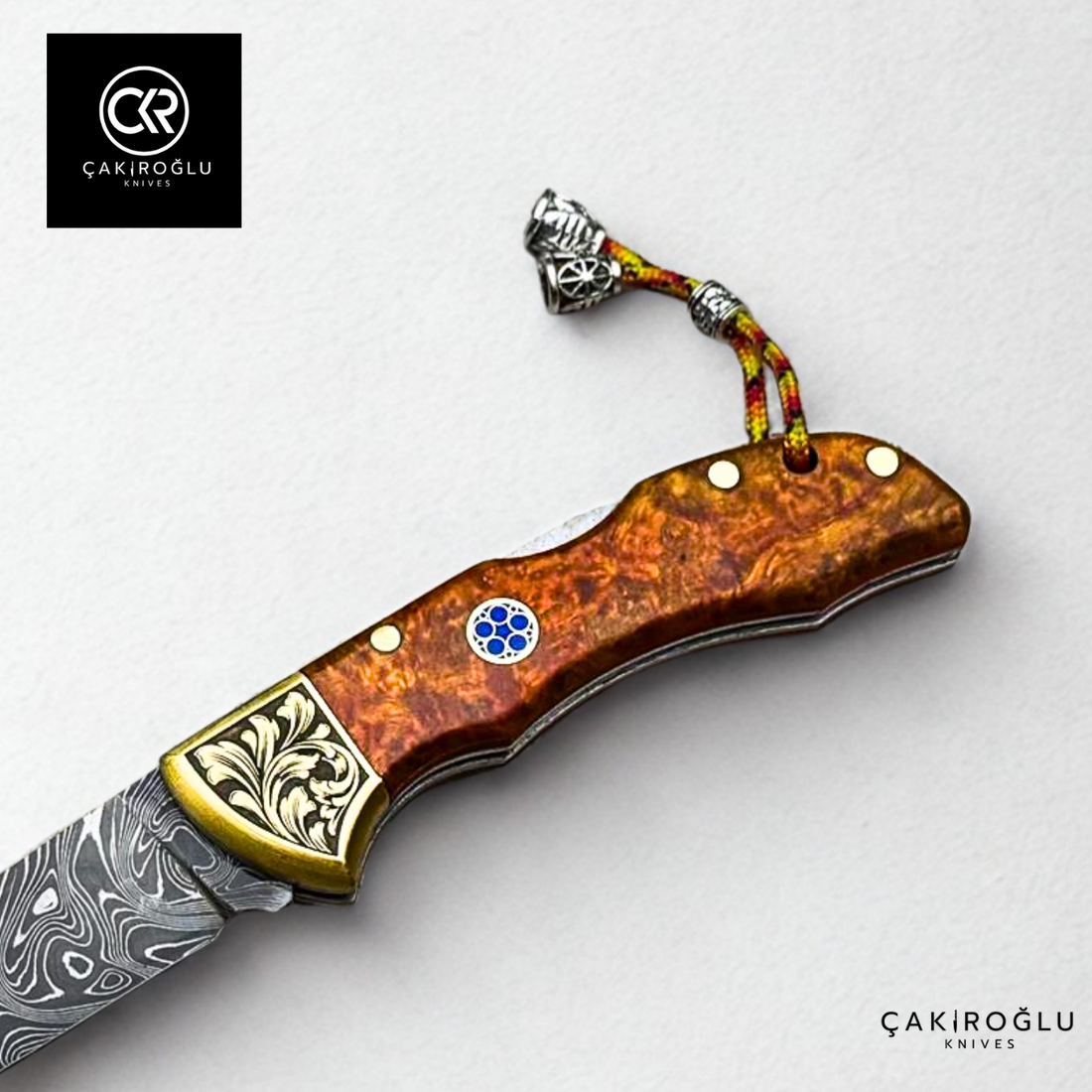 Showy Elite Handcrafted Custom-made Folding Knife - Damascus Steel & Engraved Apron