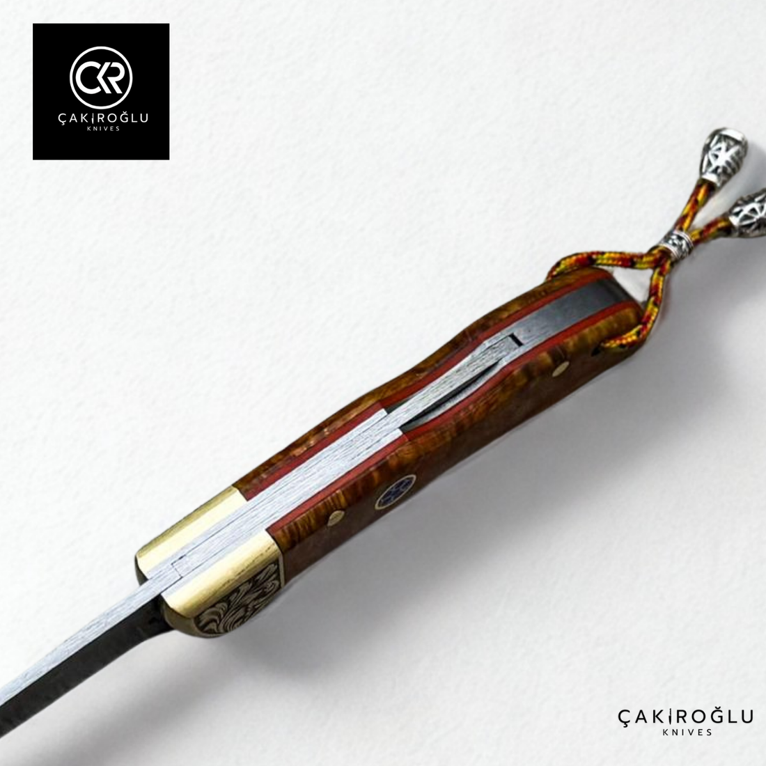 Showy Elite Handcrafted Custom-made Folding Knife - Damascus Steel & Engraved Apron