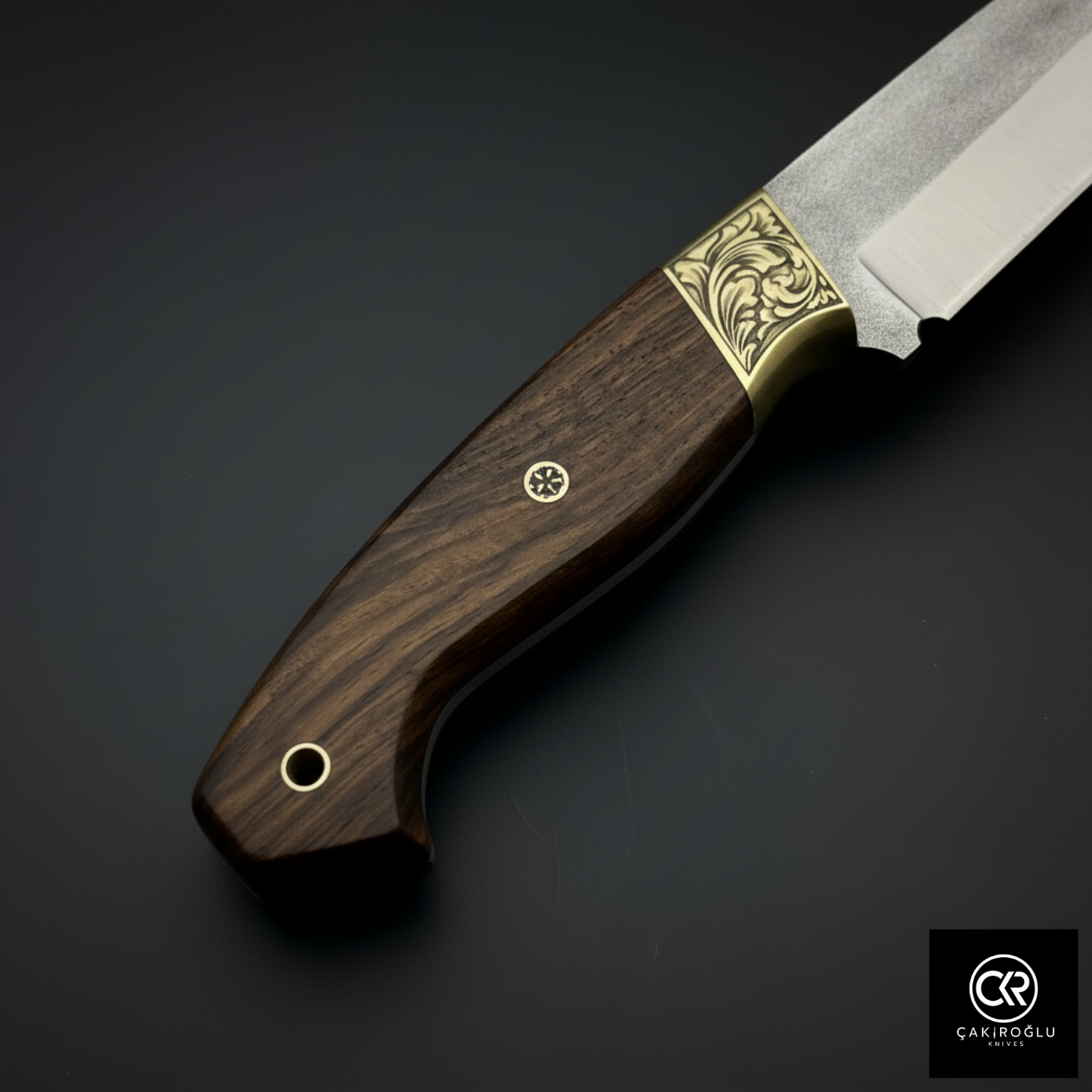 Handcrafted Custom-made Hunting Knife with Magnesium Bar