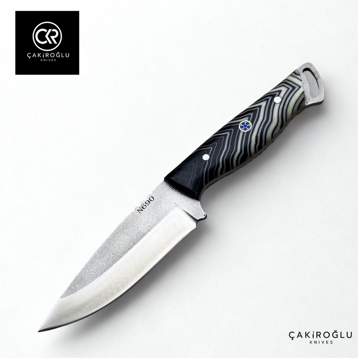 Handcrafted Custom-made Böhler N690 Steel & G-carta Handle Hunting Knife