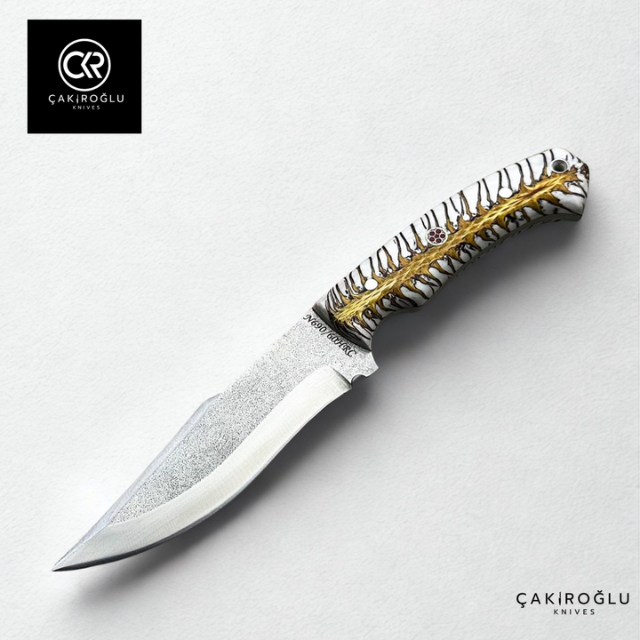 Handcrafted Custom-made Böhler N690 Steel & Pine Cone Epoxy Handle Hunting Knife