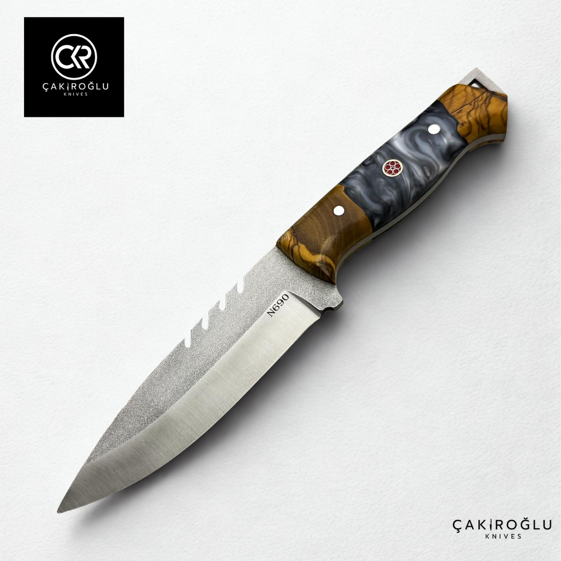 Handcrafted Custom-made Böhler N690 Steel & Epoxy Hybrid Handle Hunting Knife