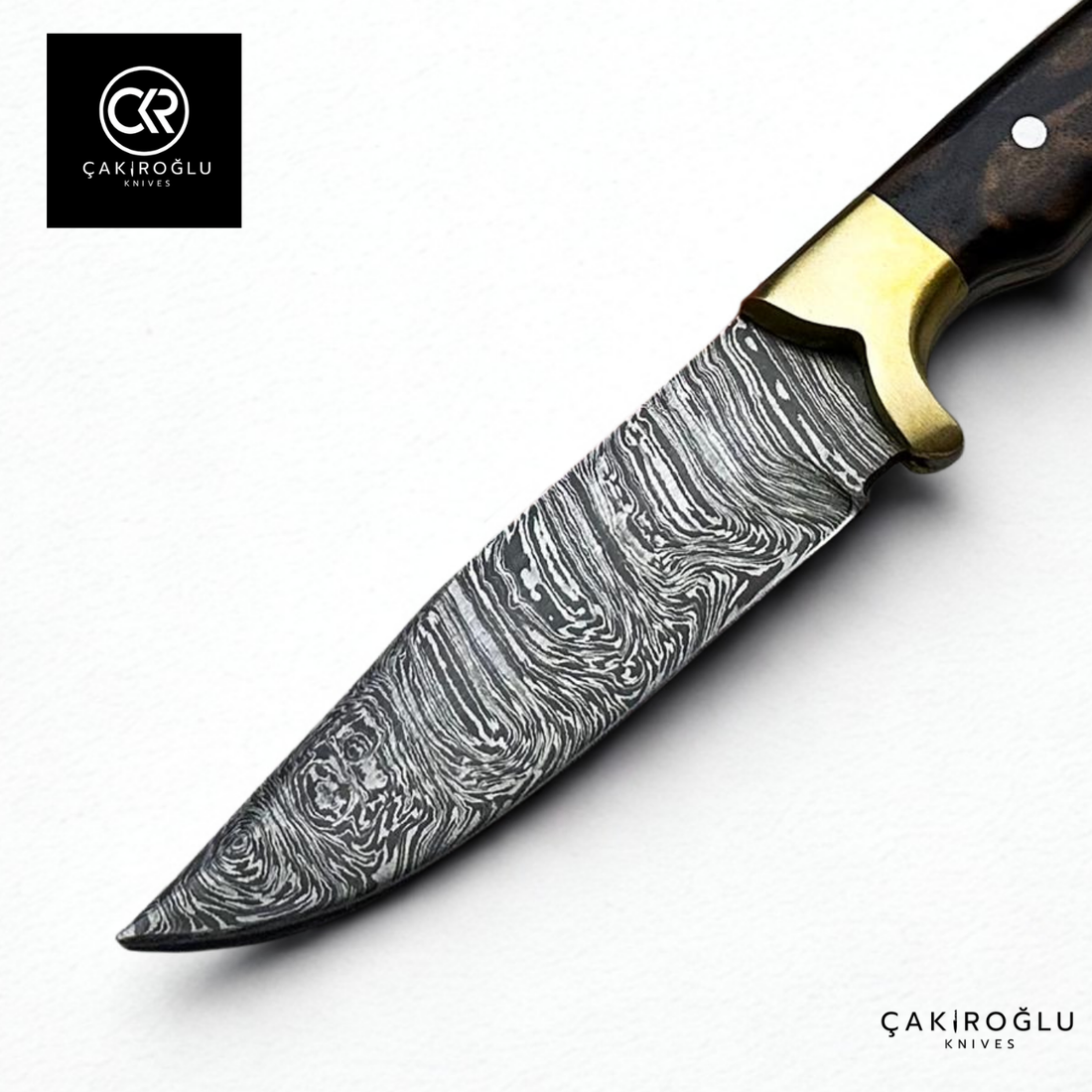 Handcrafted Custom-made Damascus Steel Hunting Knife with Brass Apron