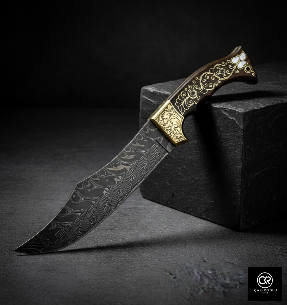 Limited Collector’s Edition Damascus Knife with Gold Engraving