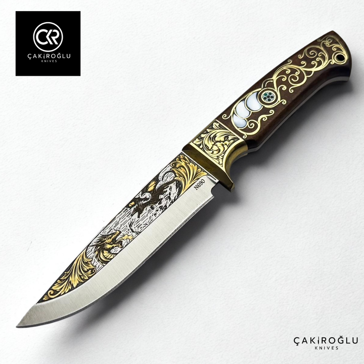 Regal Edge – Limited Collector’s Edition N690 Knife with Gold Engraving & Mother of Pearl