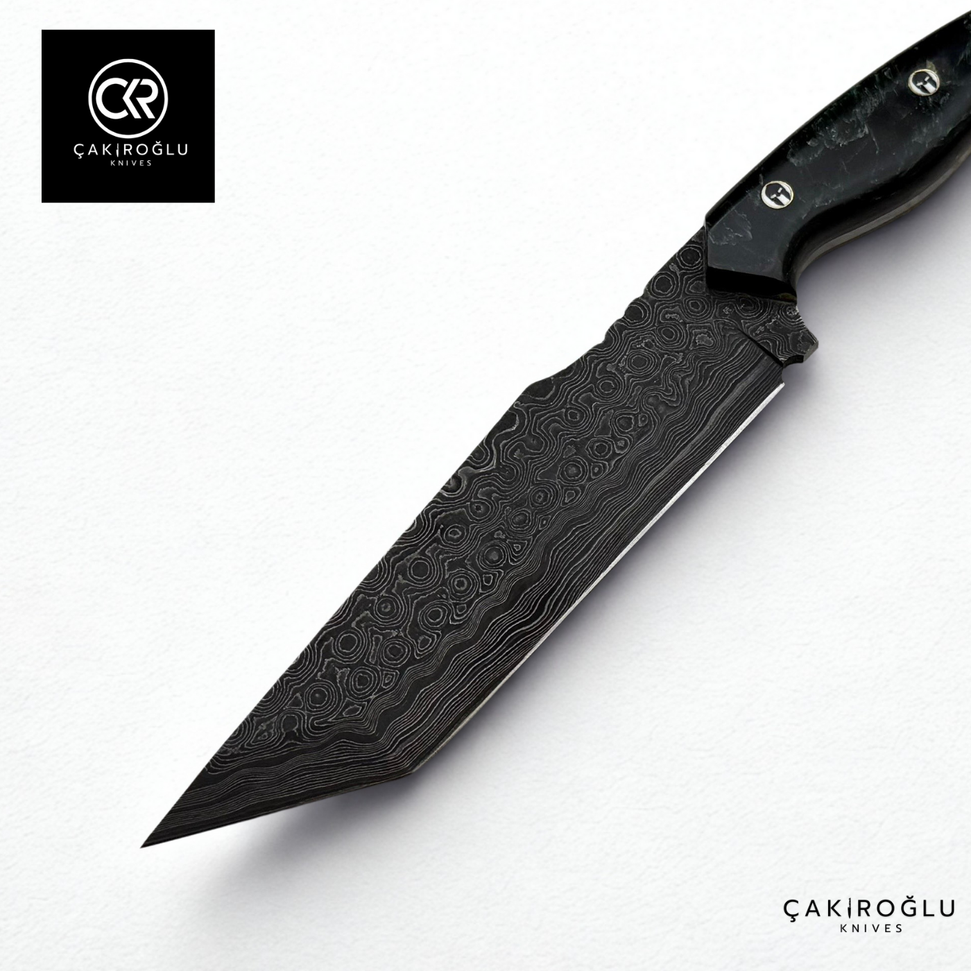 Amberfang - Handcrafted Custom Damascus Tanto & Limited Edition