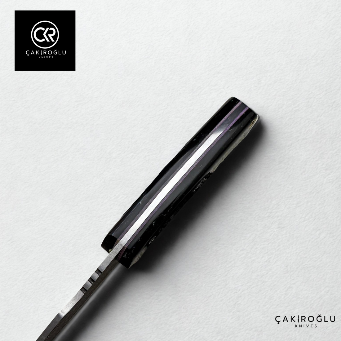 Amberfang - Handcrafted Custom Damascus Tanto & Limited Edition