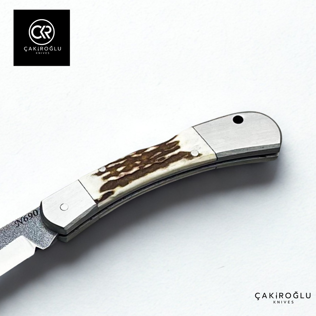 Classic Plus - Handcrafted Pocket Knife
