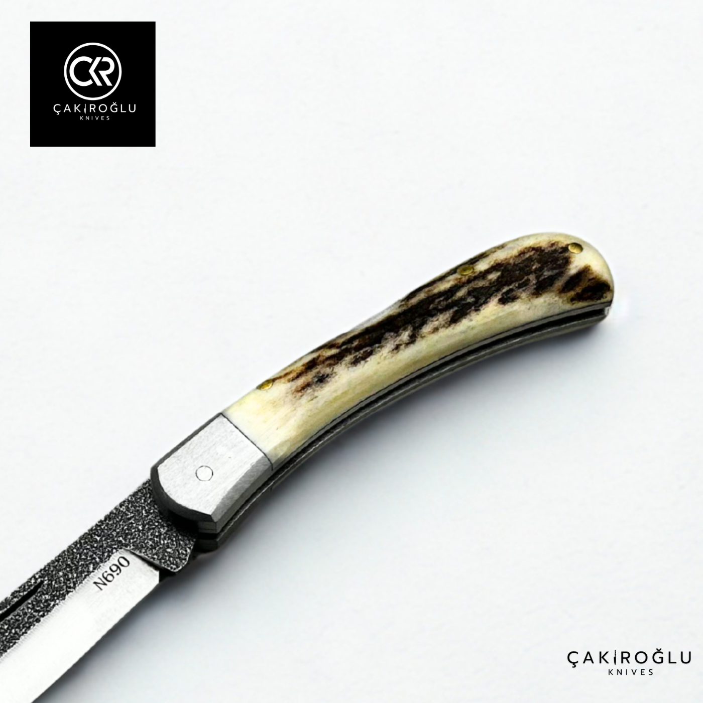 Classic v1 - Handcrafted Folding Knife