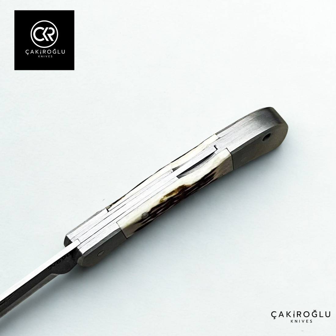 Classic Plus - Handcrafted Pocket Knife