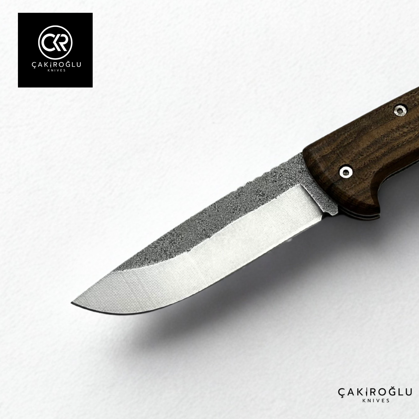 Göxon 207 - Walnut Root Handle Handcrafted Knife